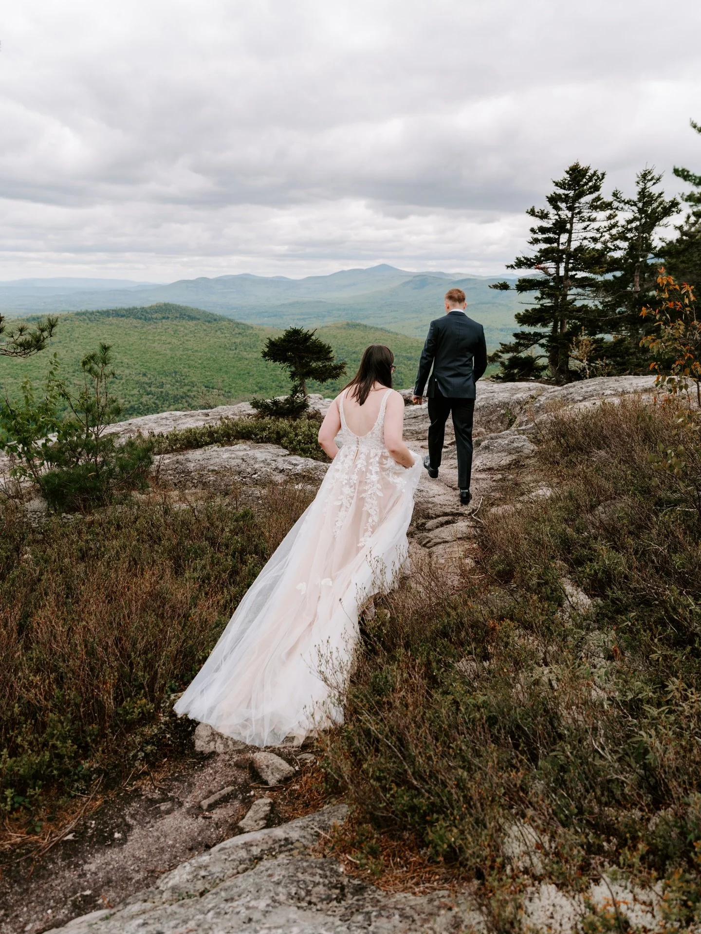 M&amp;J had the most magical elopement day despite only 6 weeks of planning, and keeping things very simple. This really proves one thing, nature provides the best backdrop. You don&rsquo;t need thousands of dollars spent on distractions when you all