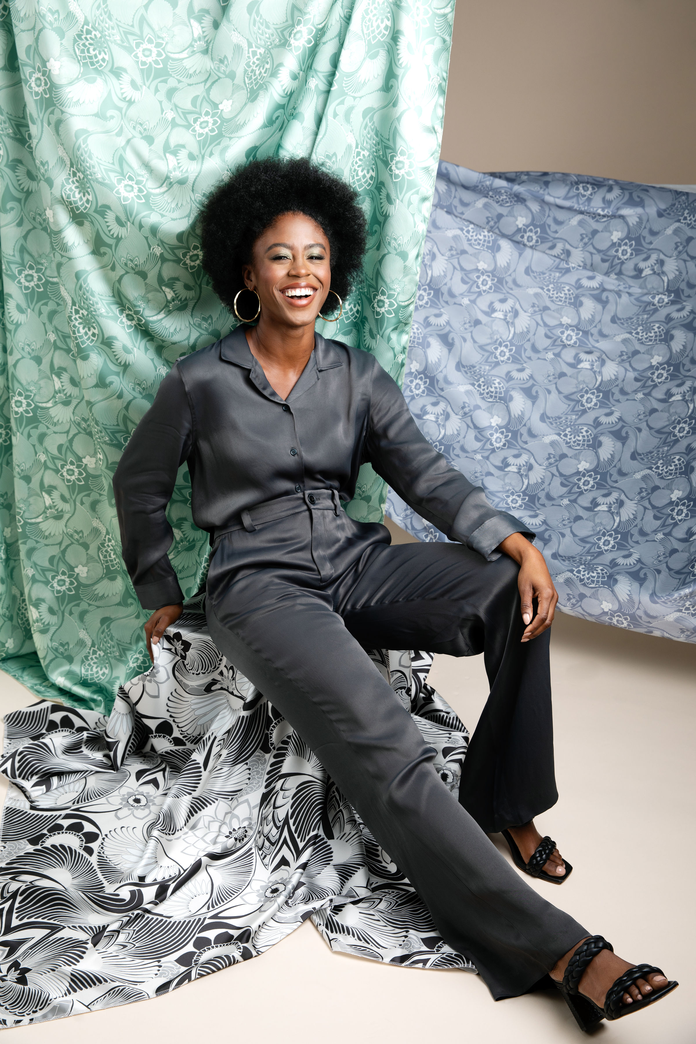 Lola-Aubrey-Draped-01.png