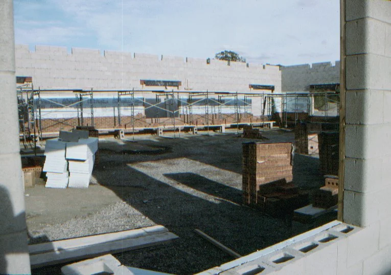 constr courtyd.jpg