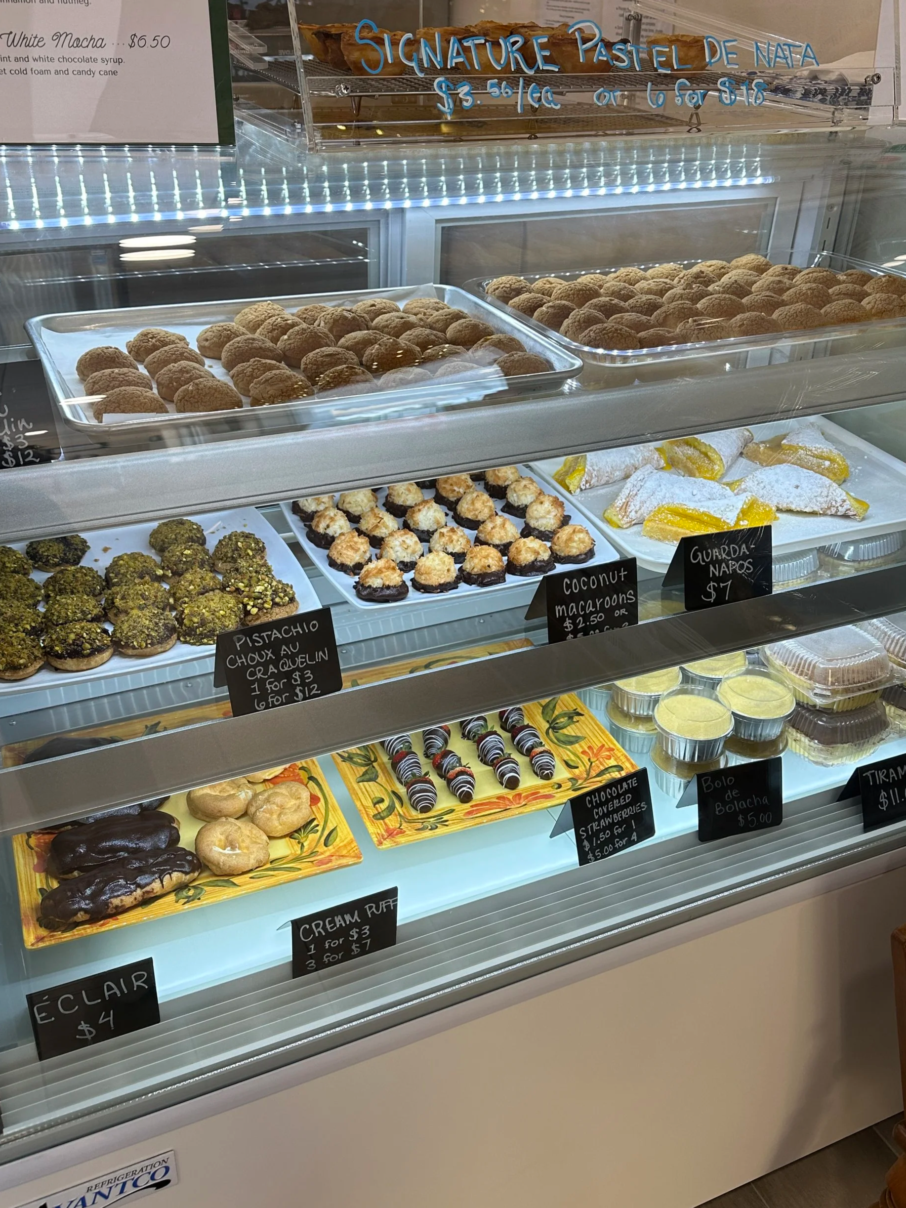 Rosalina's Cafe bakery case