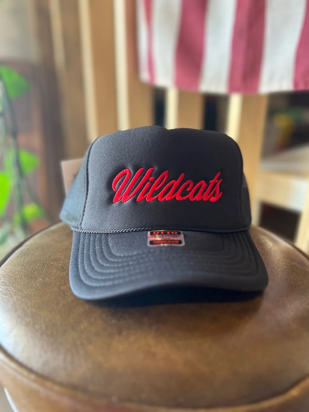 Wildcat Head Trucker Snapback Hat - Men's Flat Brim Baseball Cap, Adjustable, 100% Cotton