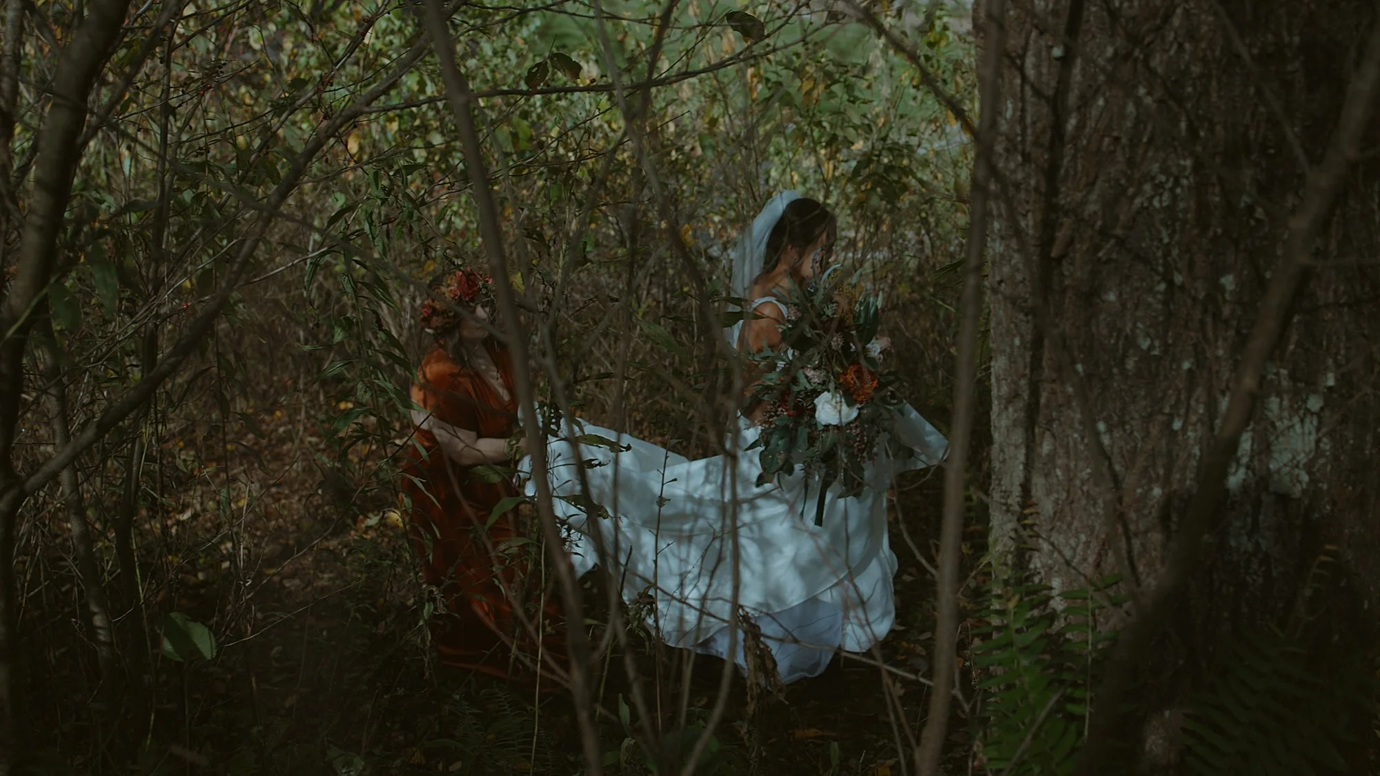 intimate airbnb elopement - 9.jpg