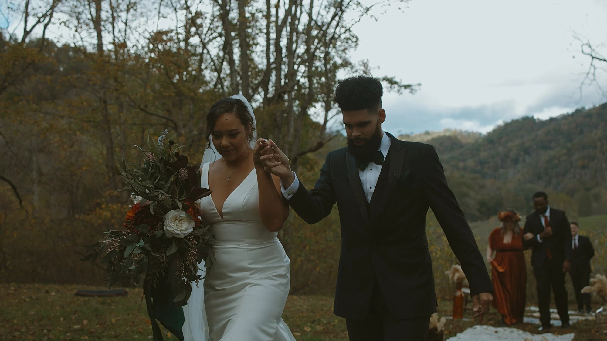 intimate airbnb elopement - 23.jpg
