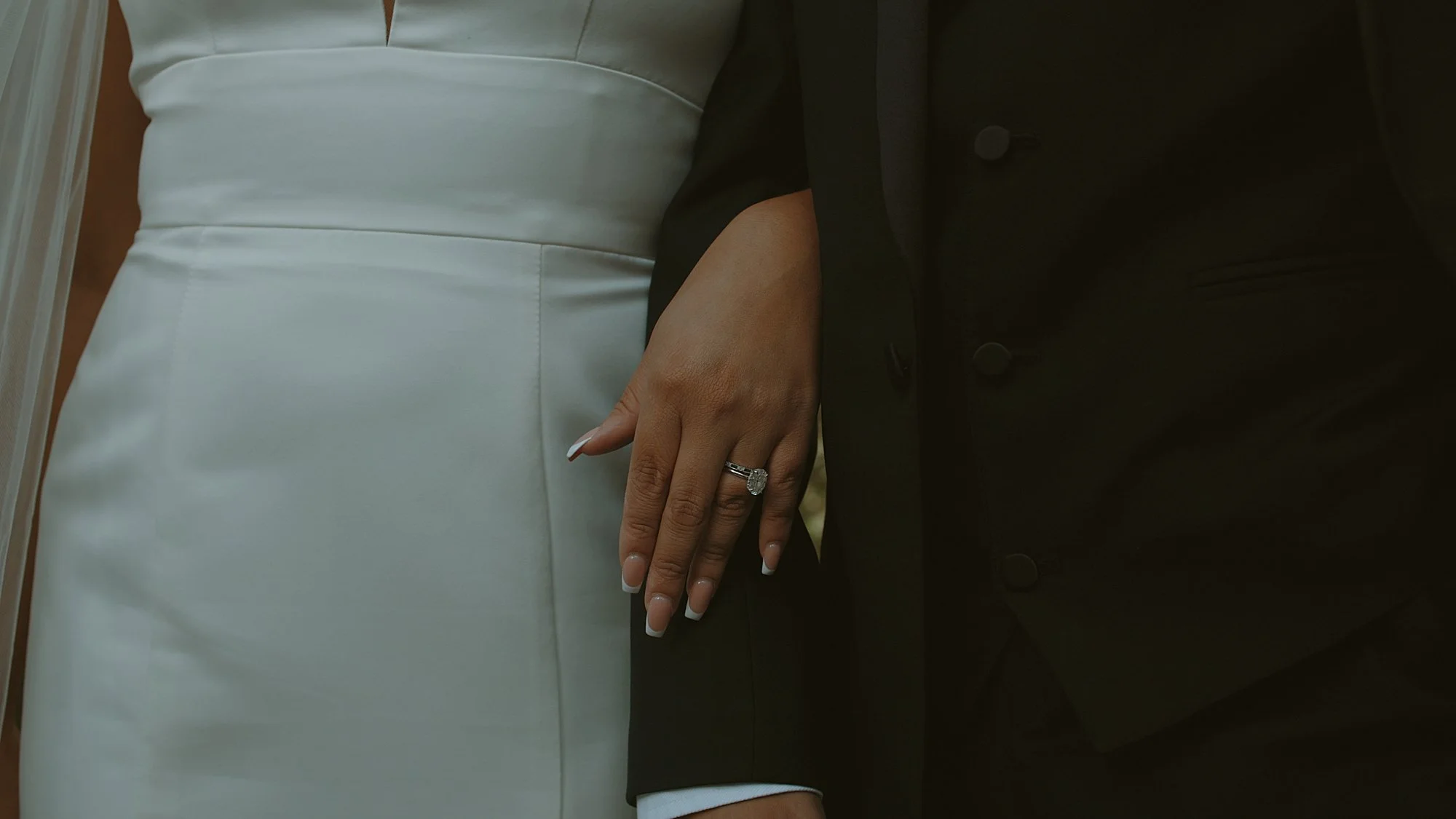 intimate airbnb elopement - 26.jpg