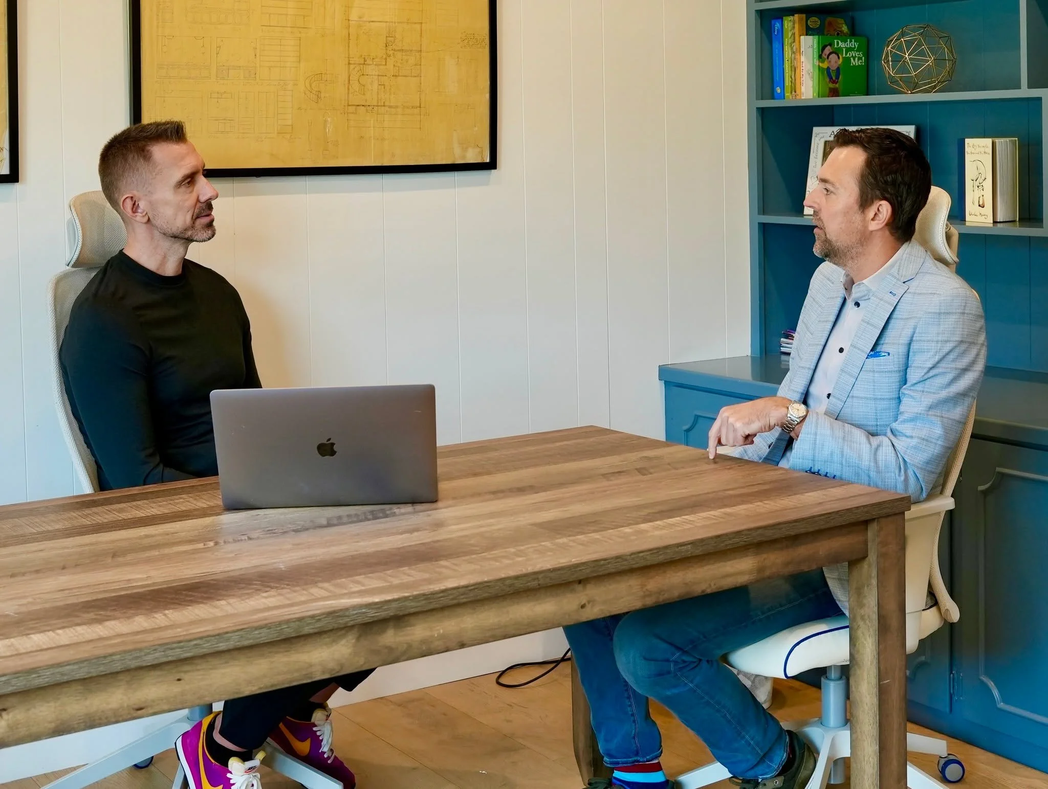 When I think about the kind of coach I aim to be and the relationship I want to create with the leaders I work with, the word that comes to mind isn&rsquo;t &ldquo;expert&rdquo; or &ldquo;advisor.&rdquo;

It&rsquo;s confidant.

I want to be the perso