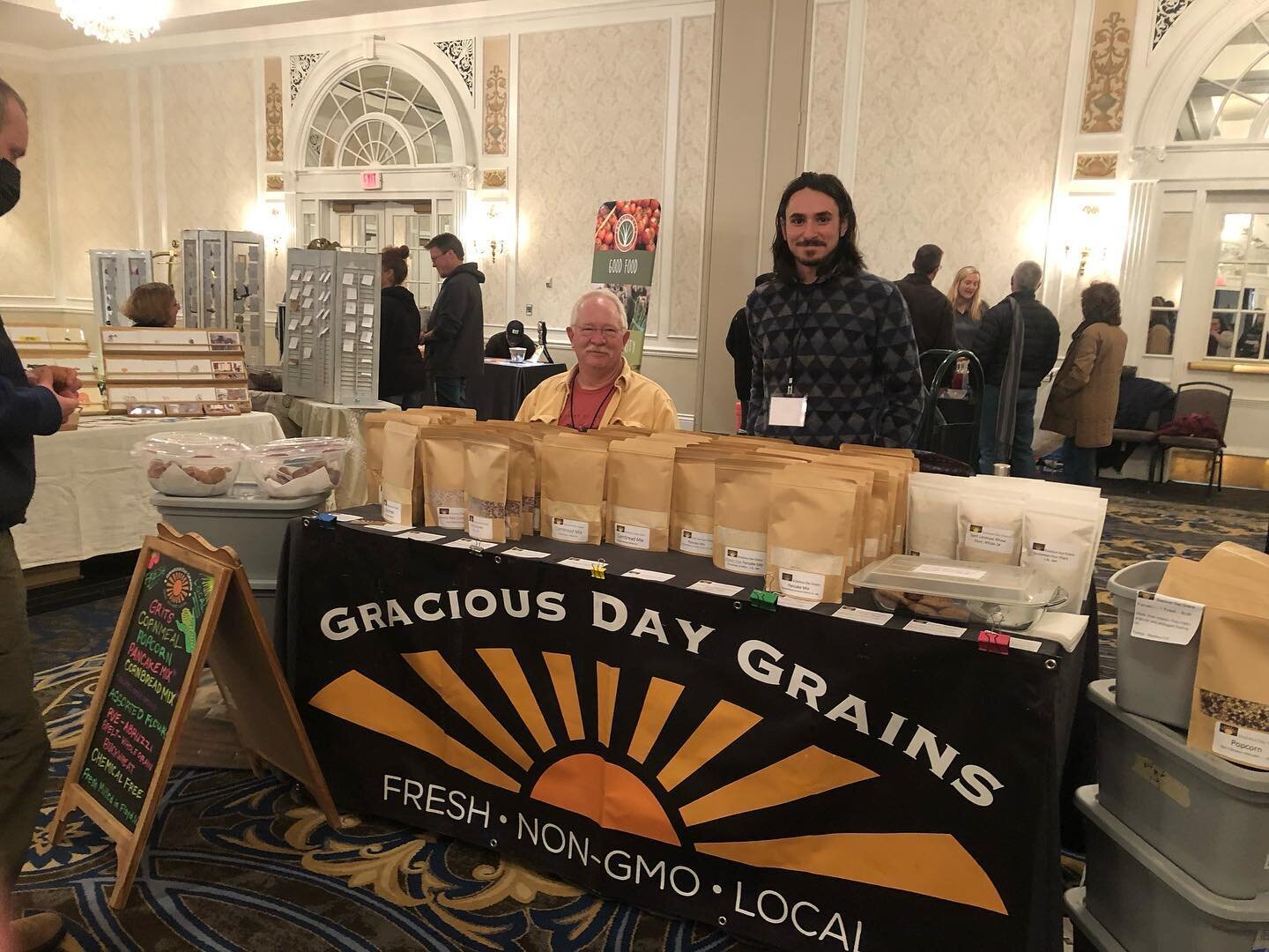 Come and see us today at the Virginia Biological Farming Conference in Roanoke! We have on offer today our grits, cornmeal, popcorn, cornbread mix, buckwheat pancake mix, and seasoned flour! Hope to see you there 🌾✌️