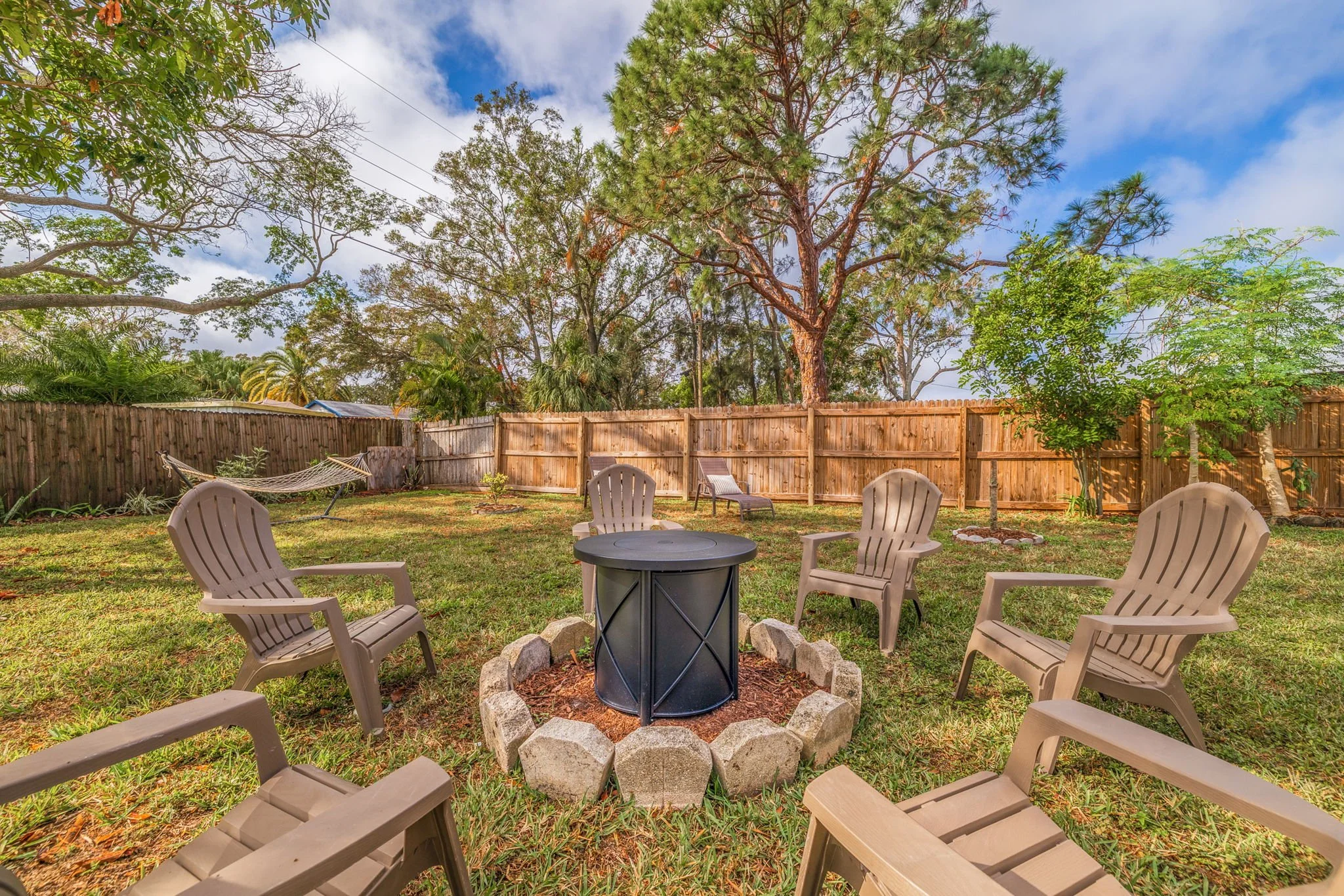 32-web-or-mls-AB3_4370 82nd Ave N-32.jpg