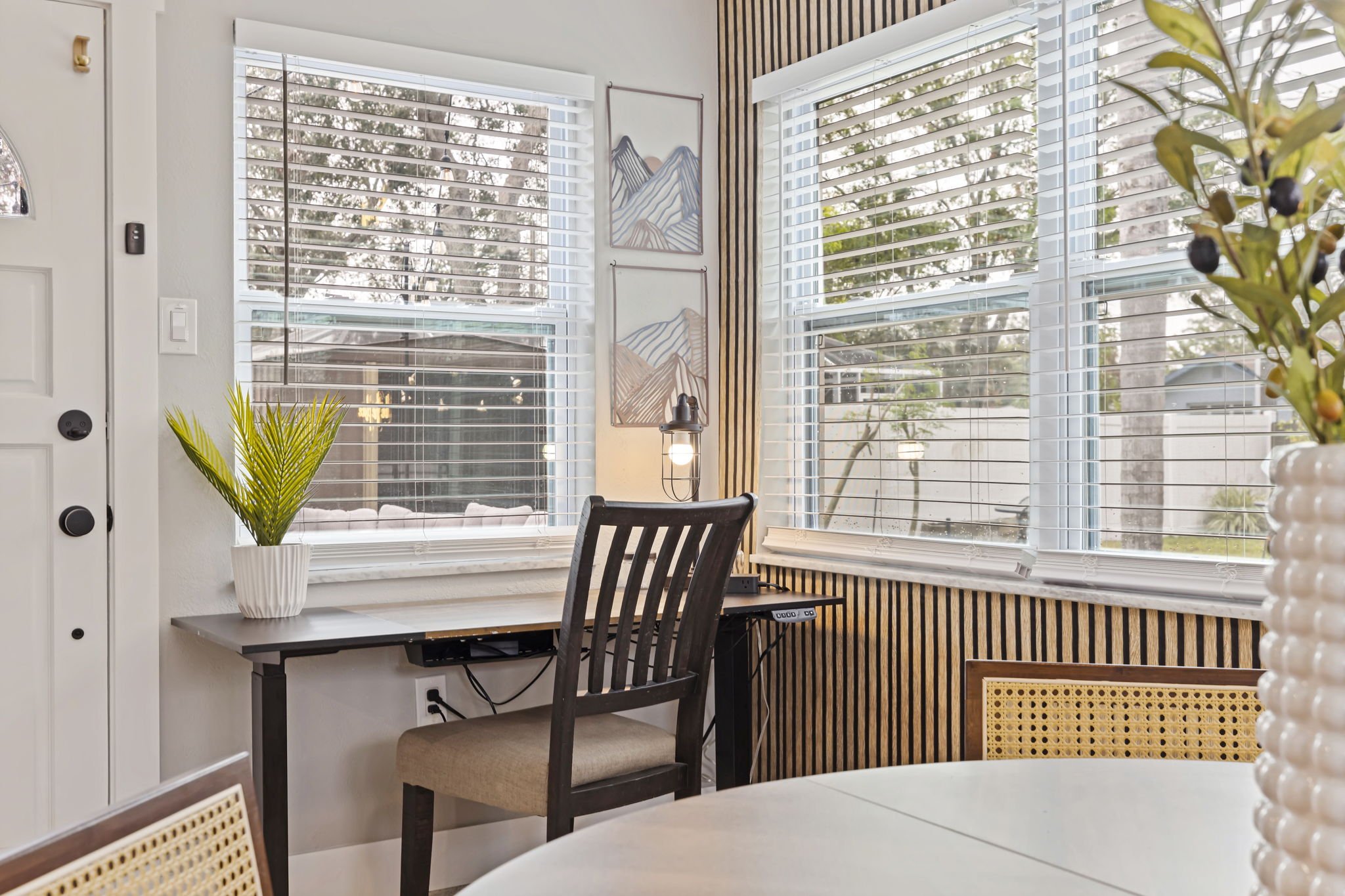 18-web-or-mls-AB3_4370 82nd Ave N-18.jpg