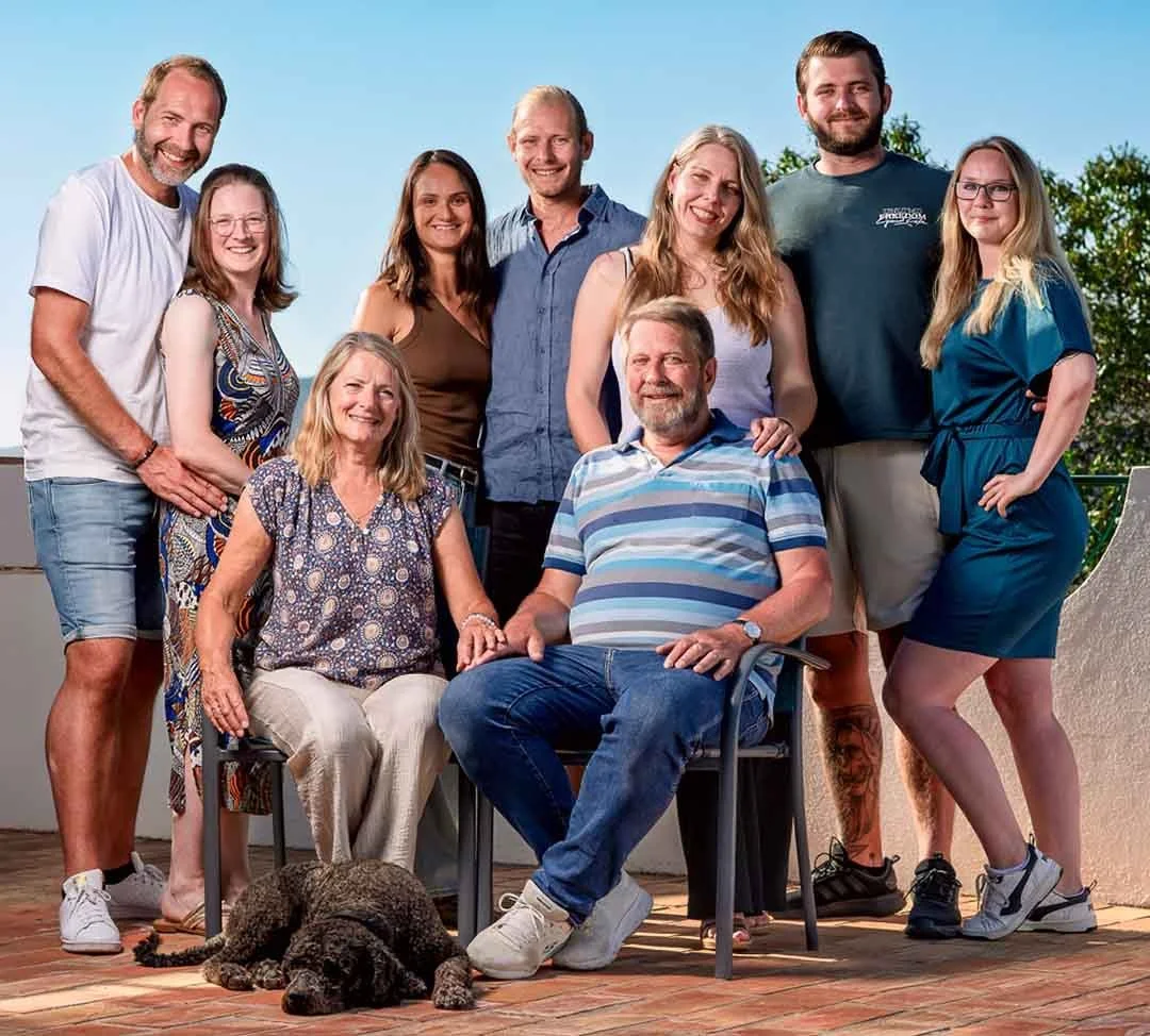 Relaxed outdoor family portrait photographed in the Algarve