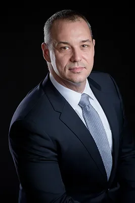 business headshot photographed in vilamoura algarve