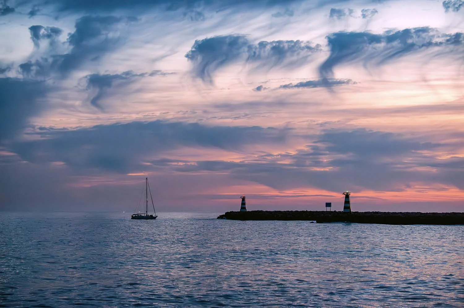 Return to Vilamoura at dusk