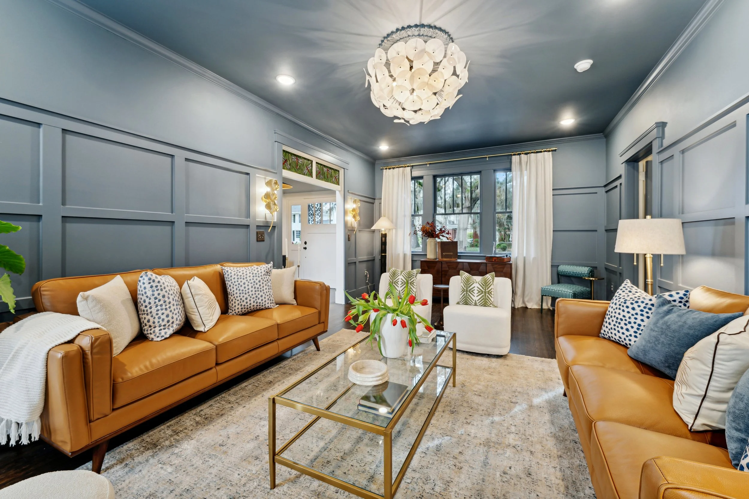21-301-Washington-Ave-Savannah-GA-31405-WindowStill-10.jpg