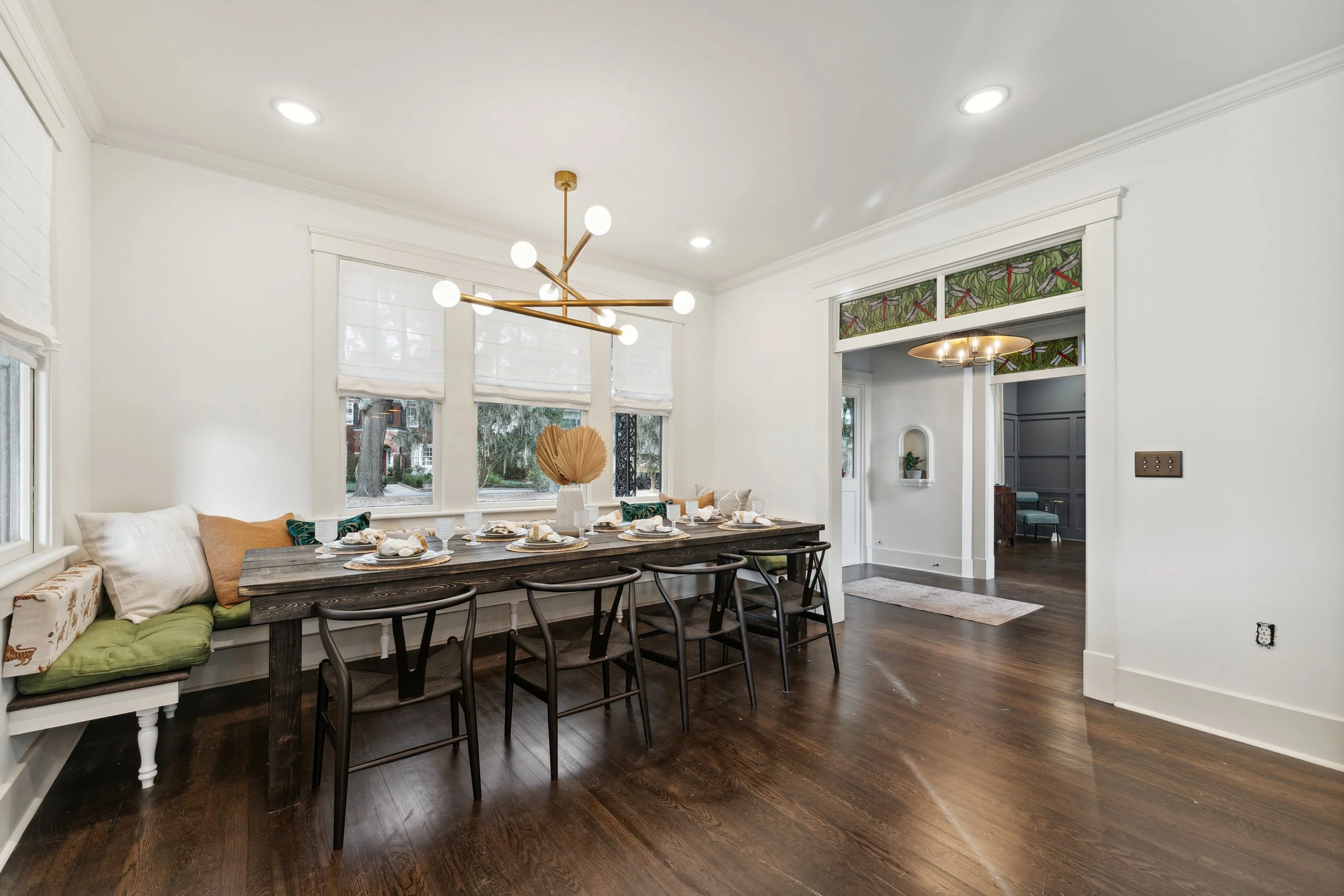 12-301-Washington-Ave-Savannah-GA-31405-WindowStill-22.jpg