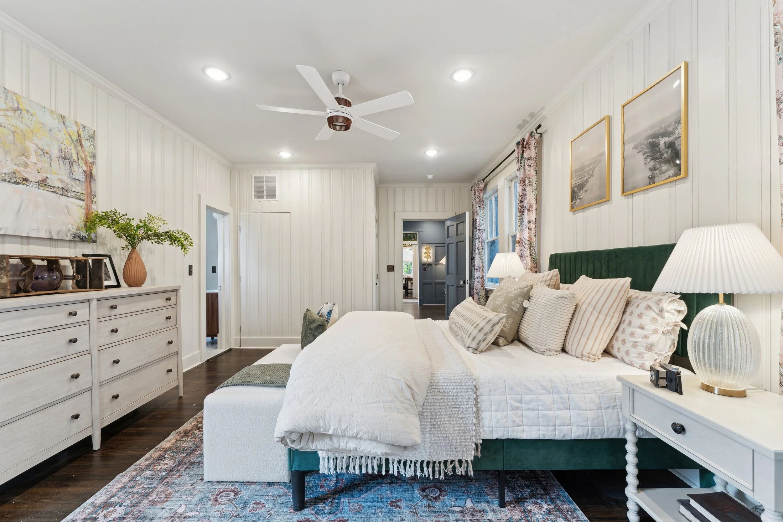25-301-Washington-Ave-Savannah-GA-31405-WindowStill-03.jpg