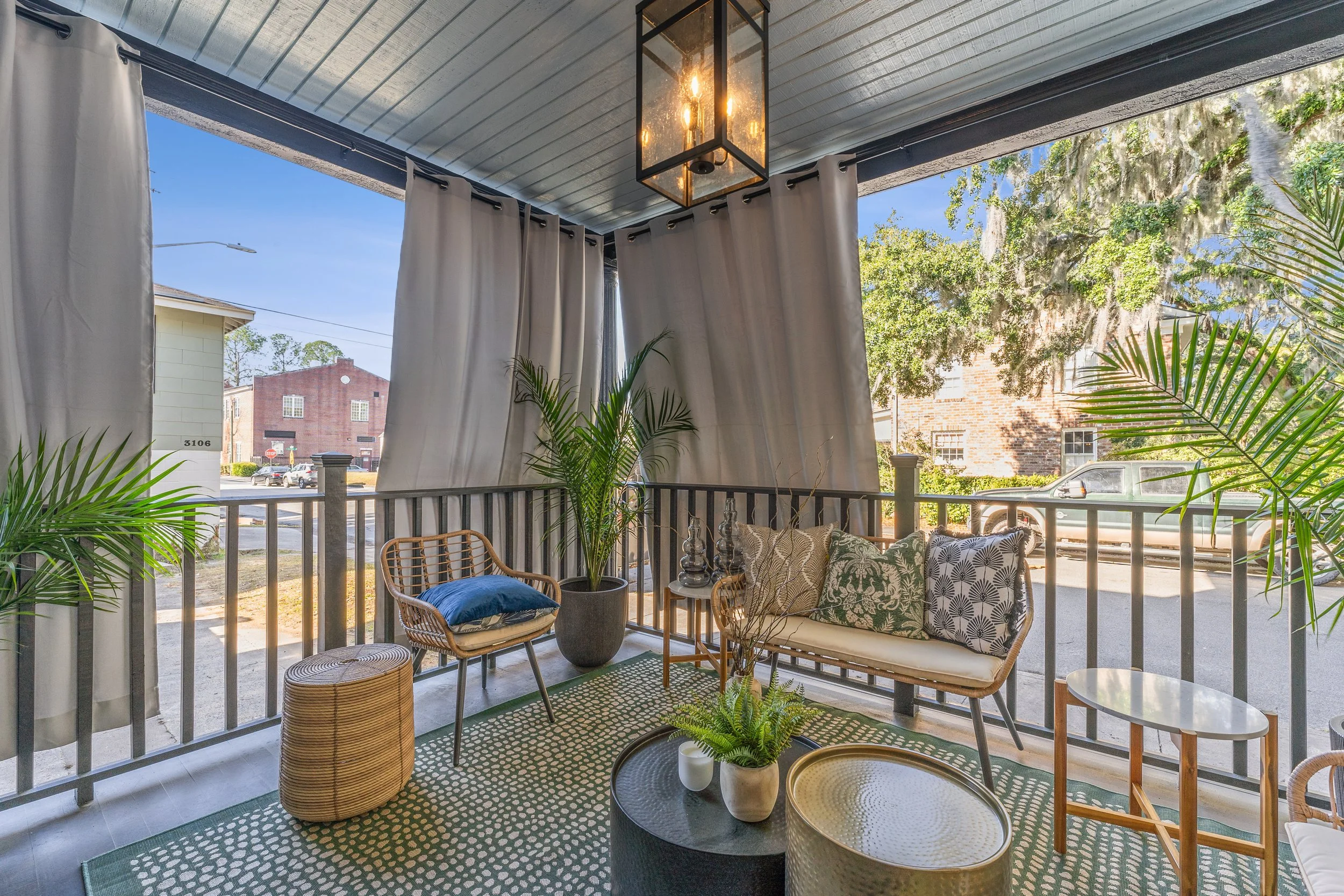 70-301-Washington-Ave-Savannah-GA-31405-WindowStill-17.jpg