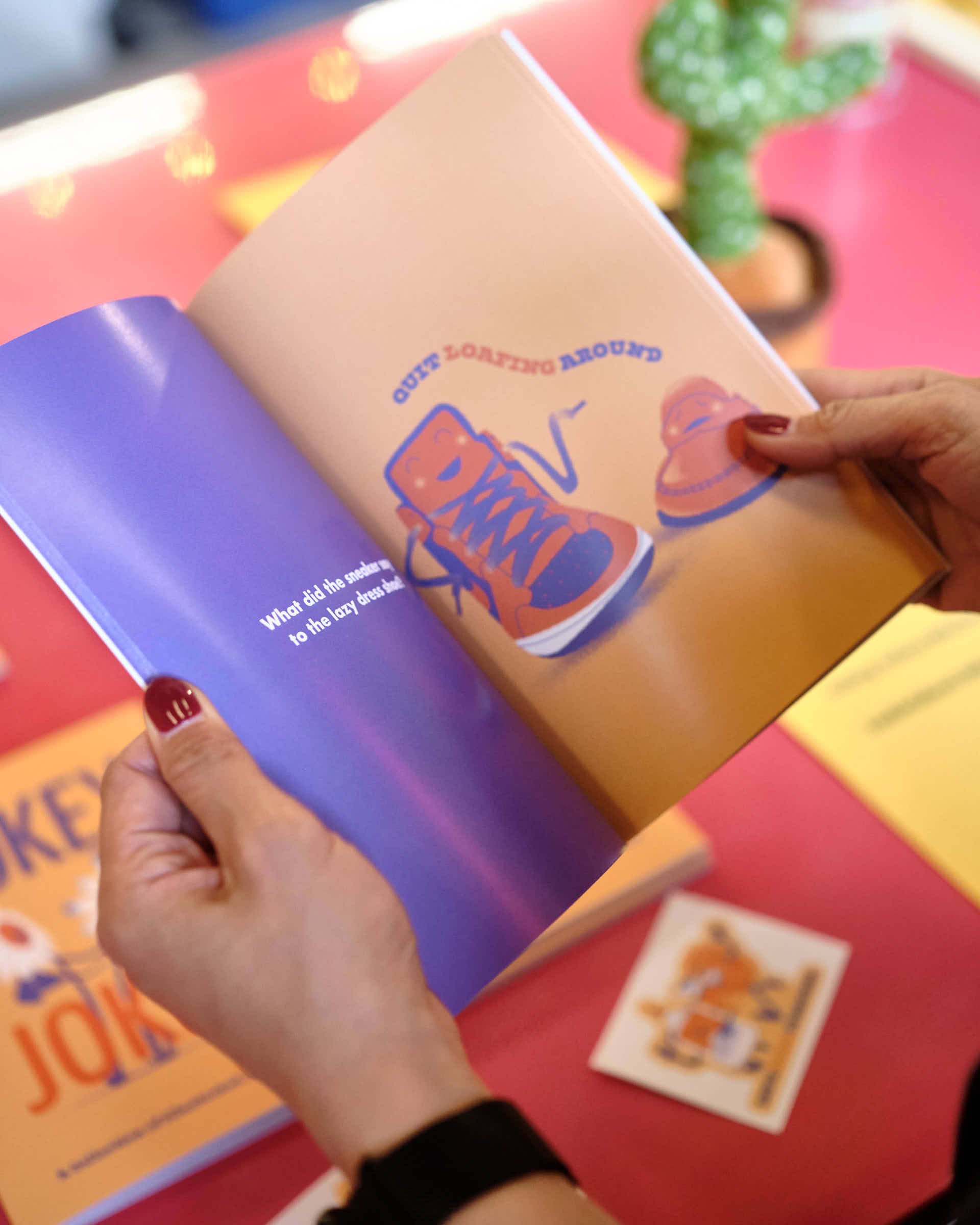 The ultimate collection of illustrated dad jokes is here! Jokey Jokes and the highly anticipated sequel, Jokier Jokes, deliver the best, clean, and corny dad jokes perfect for kids, families, and Father’s Day gifts. Get ready to laugh while your frie