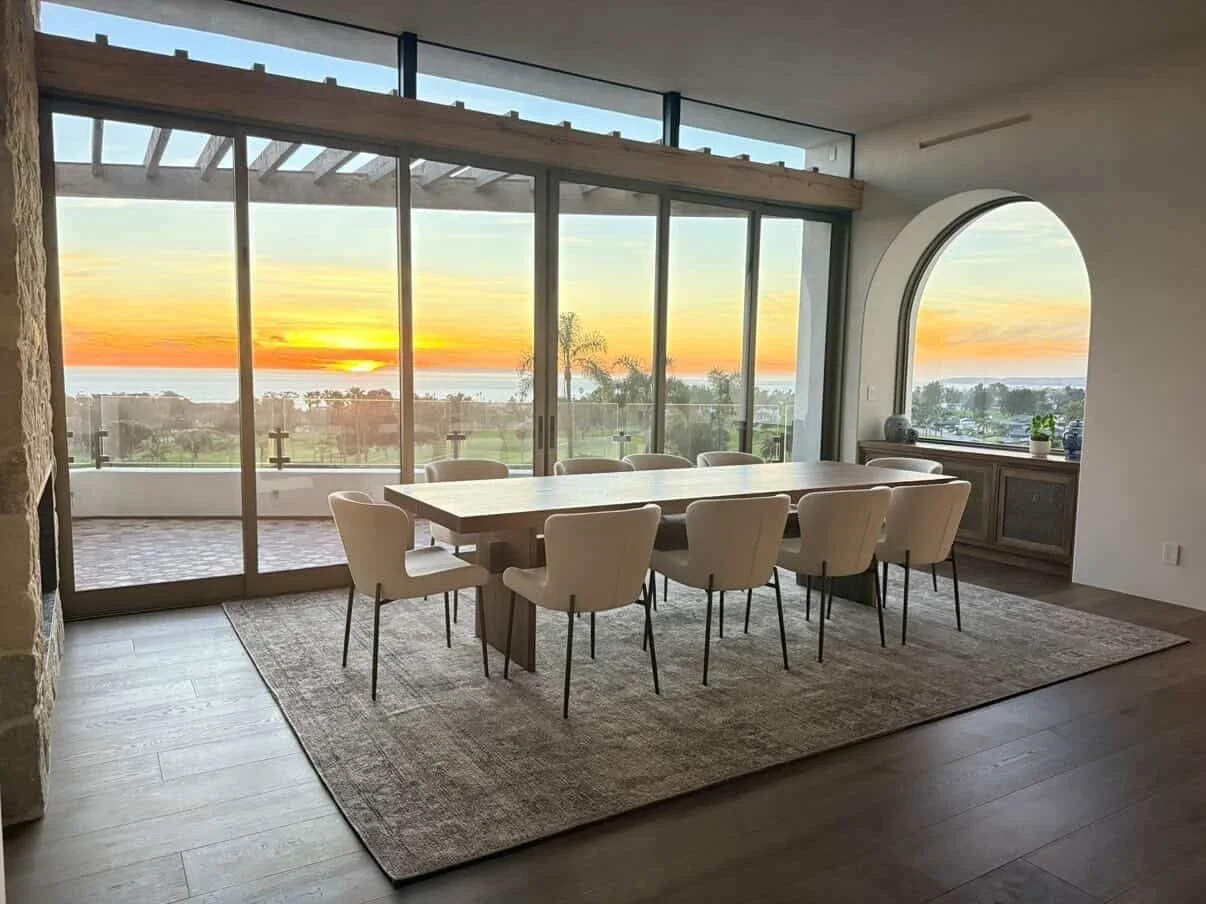 Never thought we&rsquo;d be jealous of a set of beams&hellip; until we saw this stunning ocean view. 🌅🪵

Custom-built with two box beams and 3x10 solid beams, this patio cover perfectly frames unforgettable sunsets and coastal views.

Dreaming of a