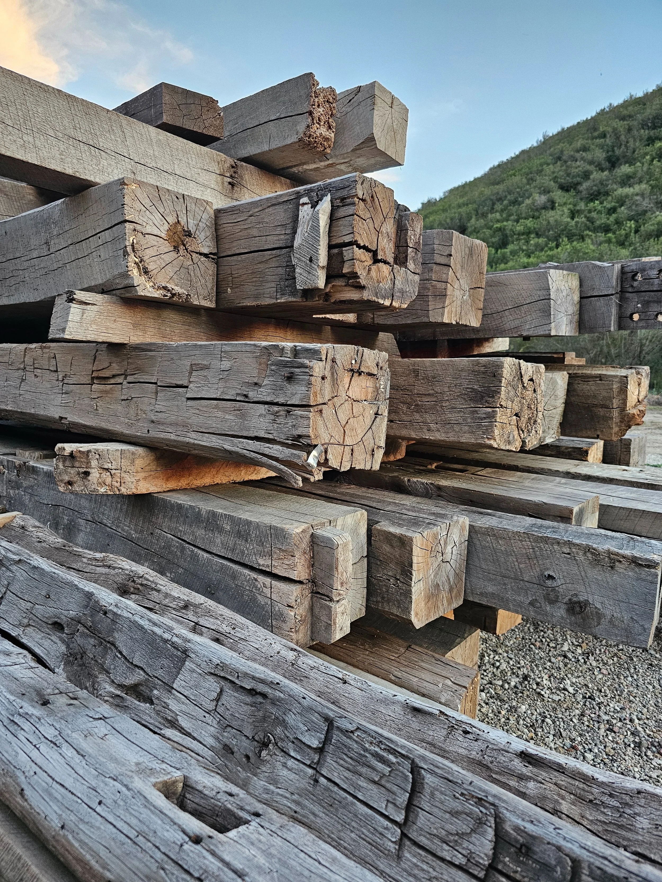 Solid beams from our stock yard, ready for custom projects.

Authentic hand-hewn and circle sawn reclaimed beams with real age, texture, and character.

Looking for a mantel, ceiling beam, or statement timber? 
📩 DM us &ldquo;BEAMS&rdquo; for curren