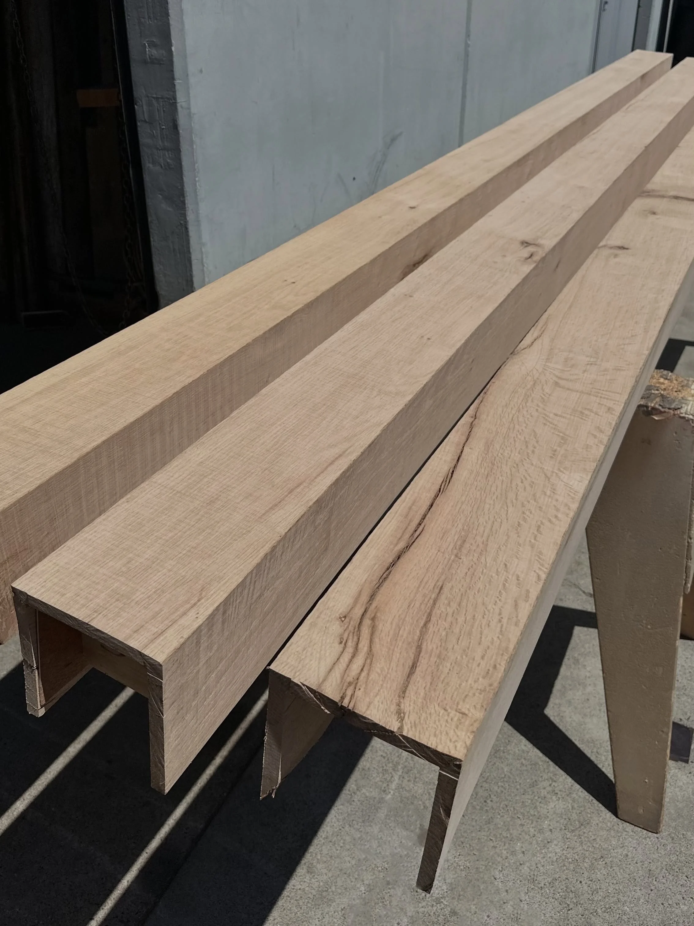 Just built and available for purchase 👀

3 Resawn White Oak Beams
7&rdquo; x 7&rdquo; x 13&rsquo;
Qty: 3

Leave them unfinished for the natural White Oak look, or ask us about stain options.

DM us for pricing.

Not your size? Send us your dimension