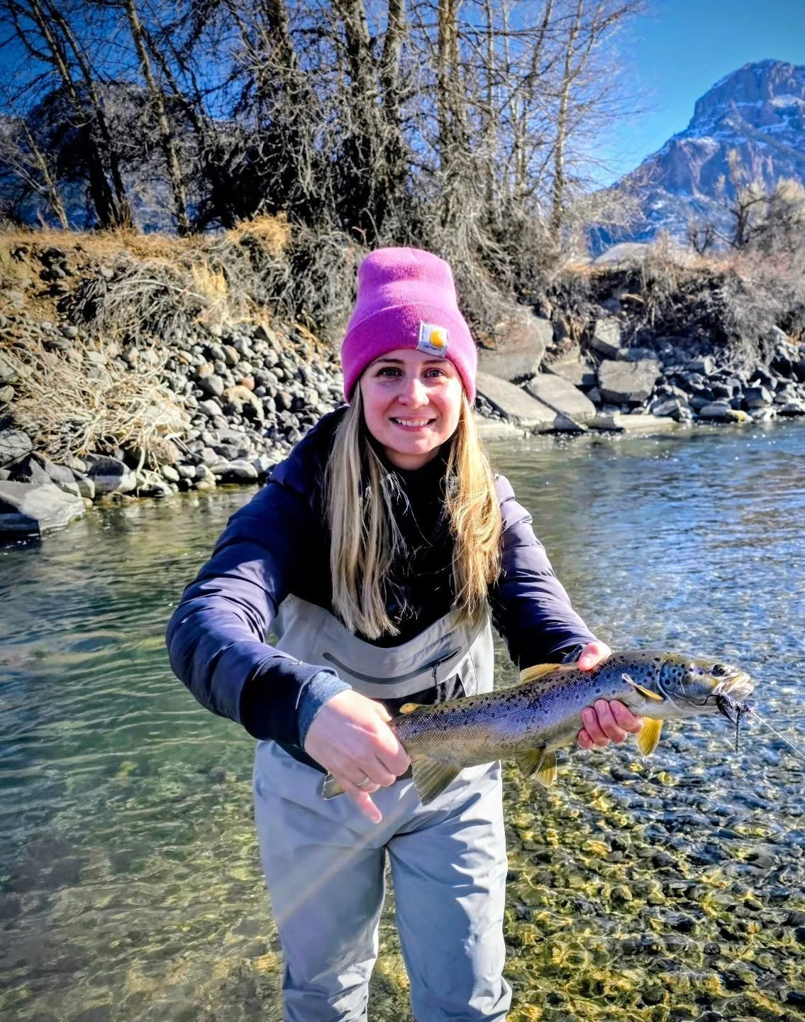 She might be a beginner, but it's safe to say she's hooked. 
.
.
.
#flyfishing #orvis #womenanglers #browntrout