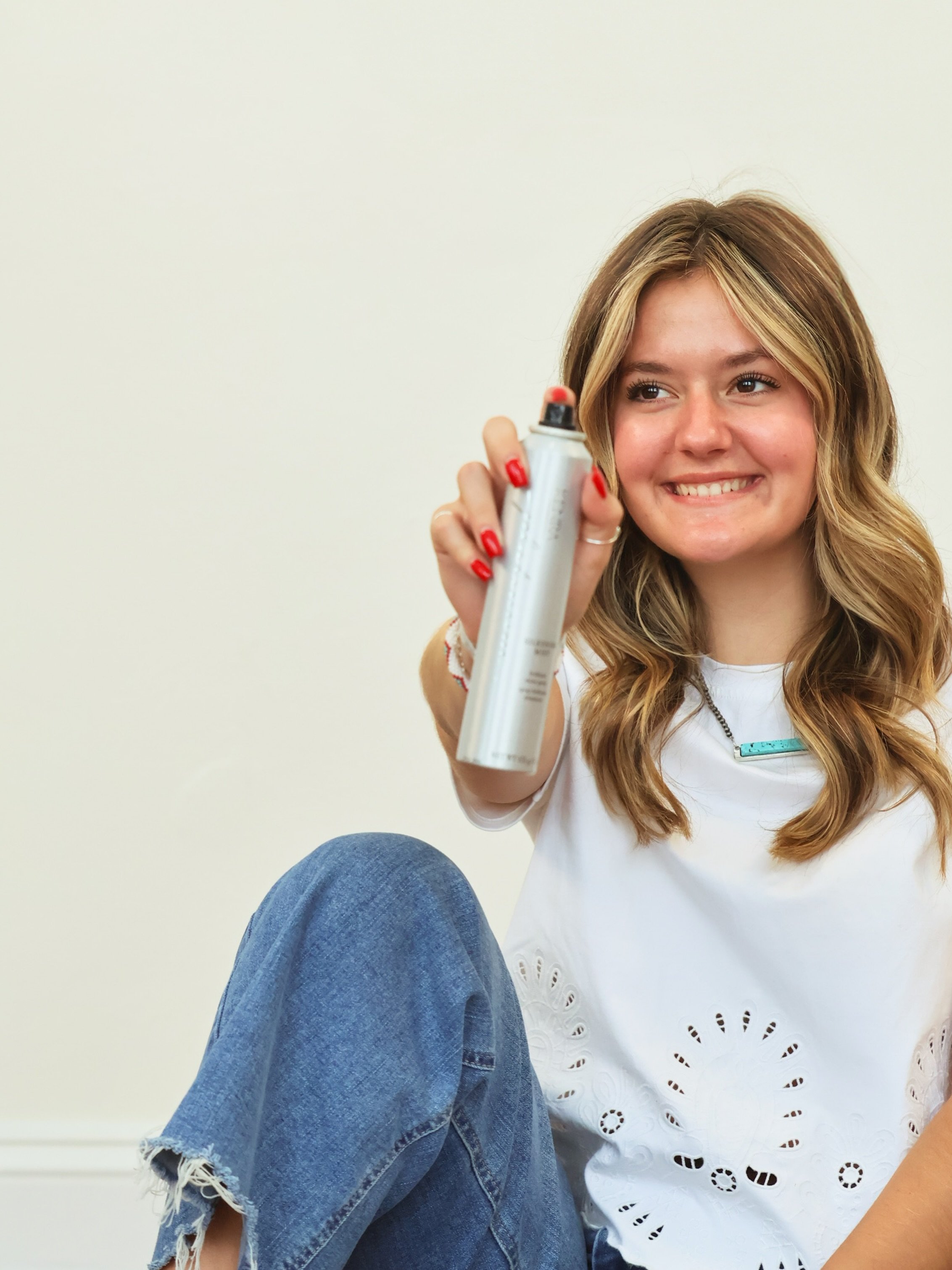 A huge congratulations to Maci on officially becoming a Master Stylist! 🤗

Her hard work, determination, and genuine care for every guest who sits in her chair have brought her to this well-earned milestone. Watching her grow into the stylist she is