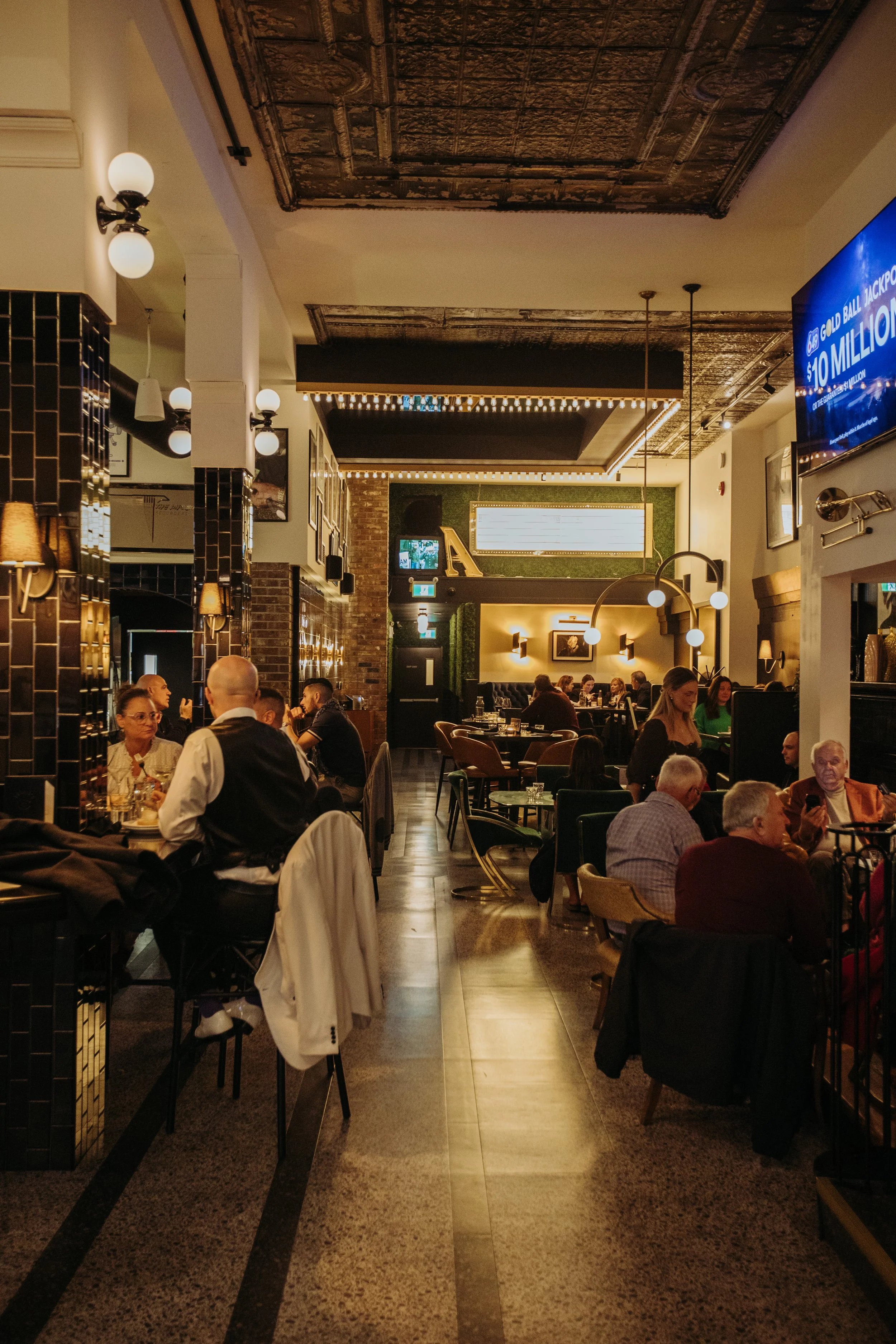 Bernie's Restaurant Seating