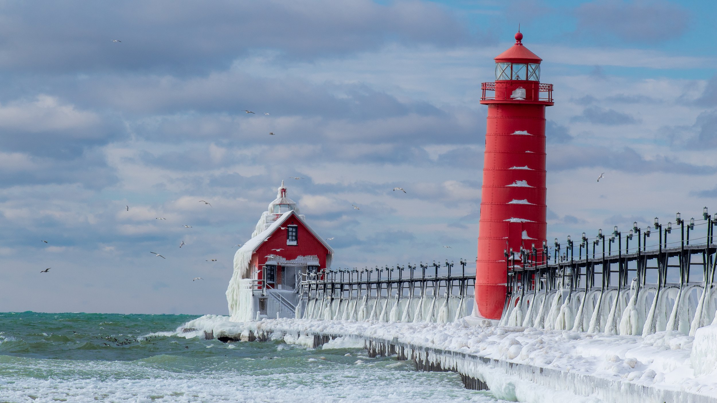 Grand Haven South Pierhead Lighthouses