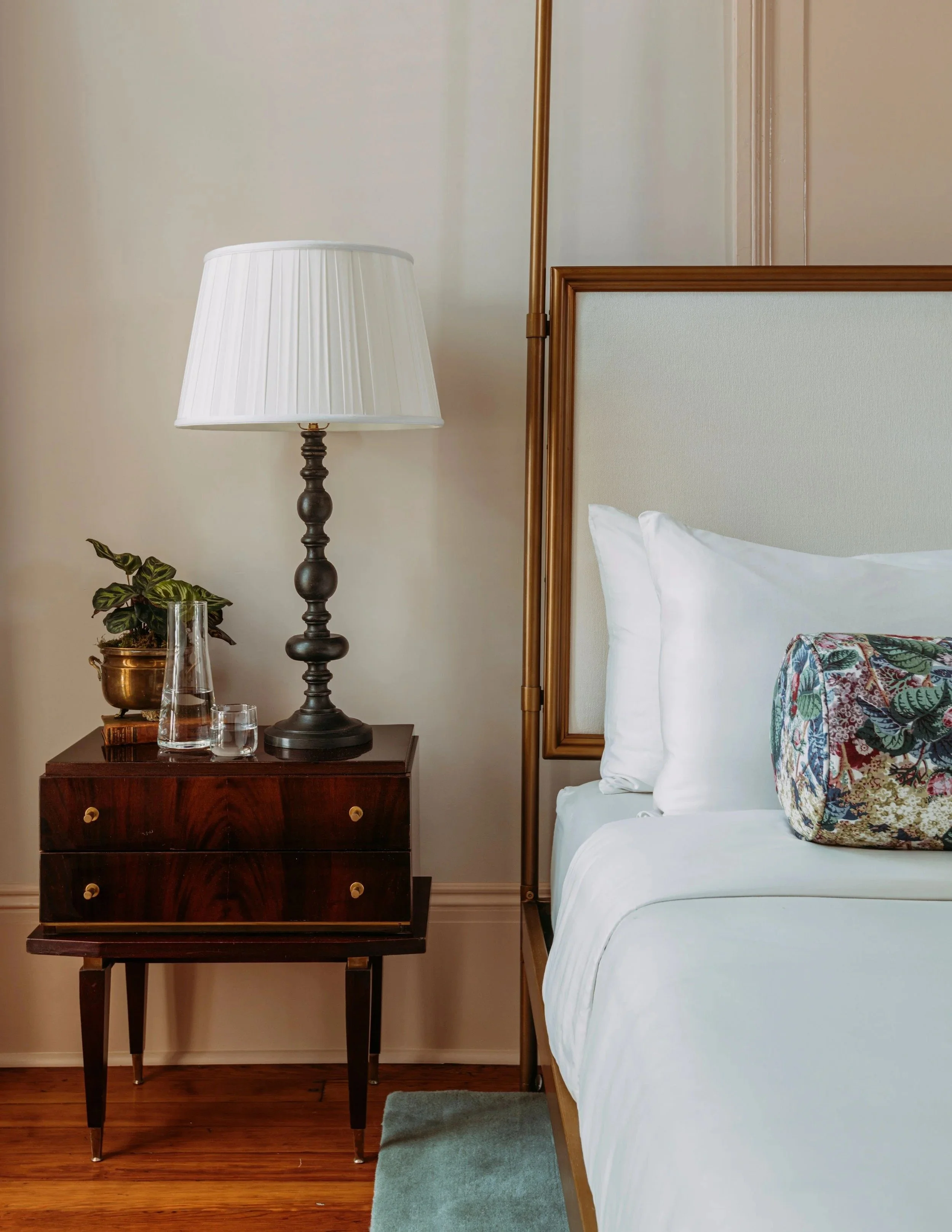 imgi_139_DV_Lyra_bedroom_1_-023.jpg