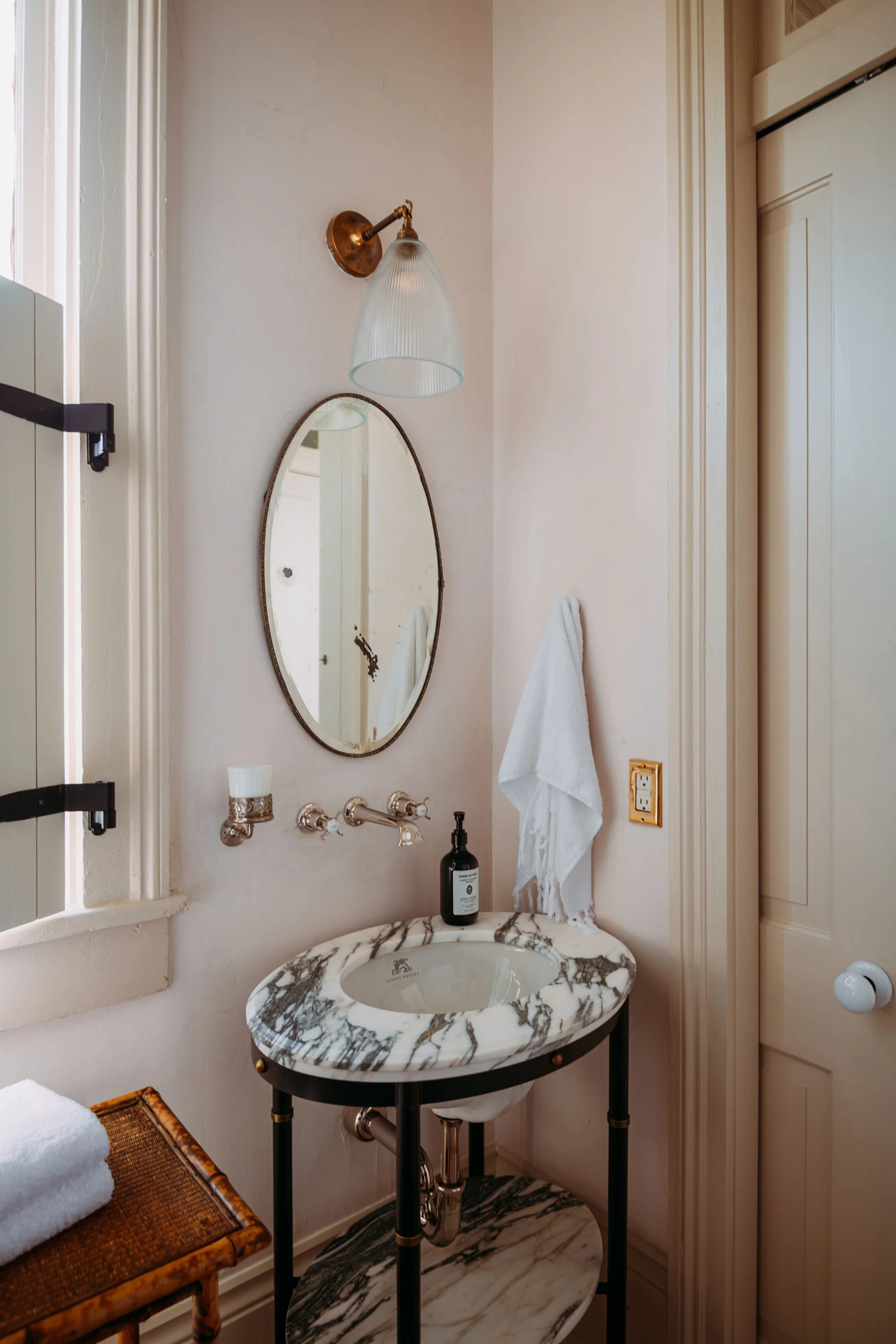 MH_bathroom_1-014-Enhanced-NR.jpg