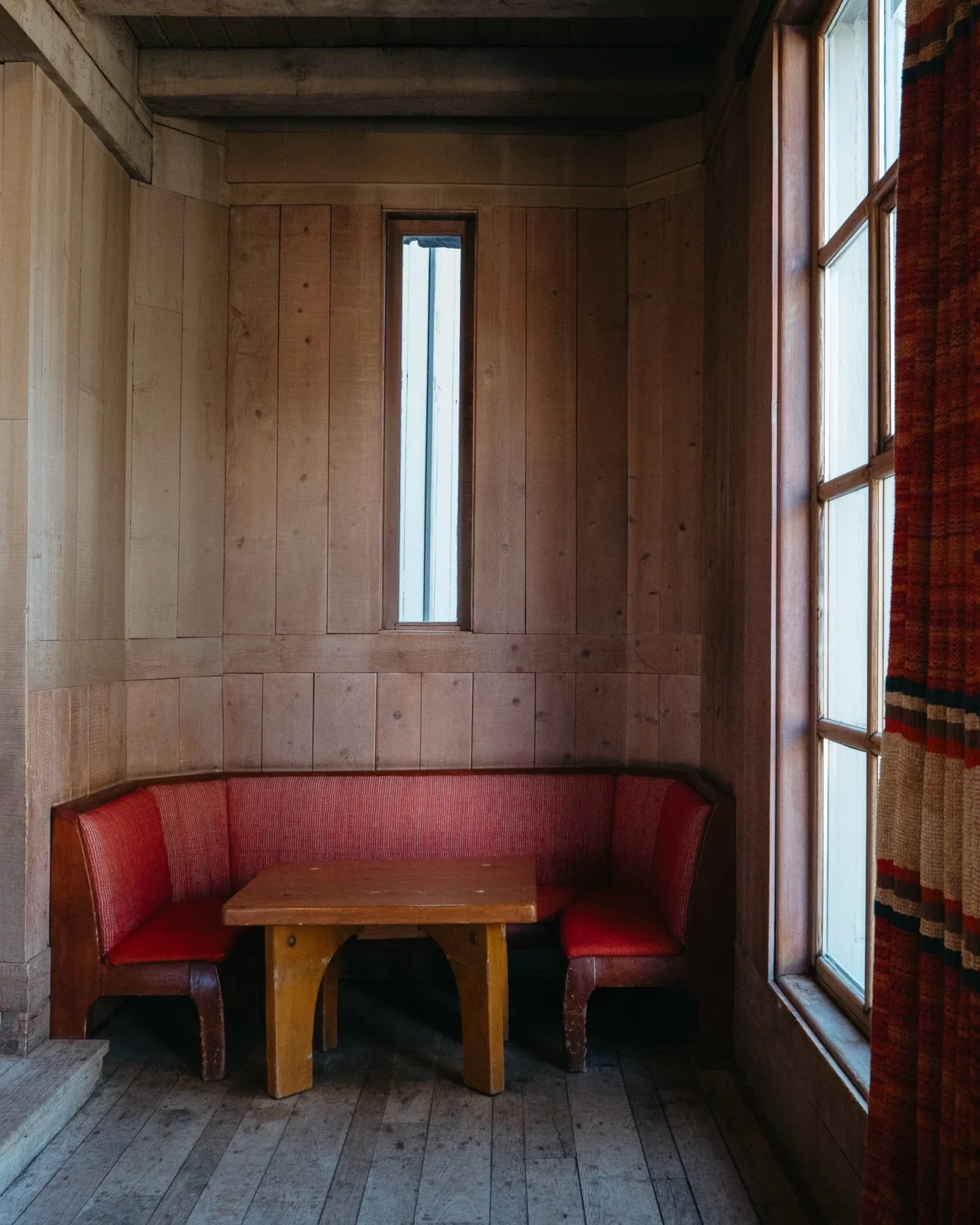 Whether taken for a client, a workshop or for myself, these are images I captured this year that make my heart happy. Some for the beauty of the subject, some for the story in the moment. Some for nailing the composition, others for defying the shoul