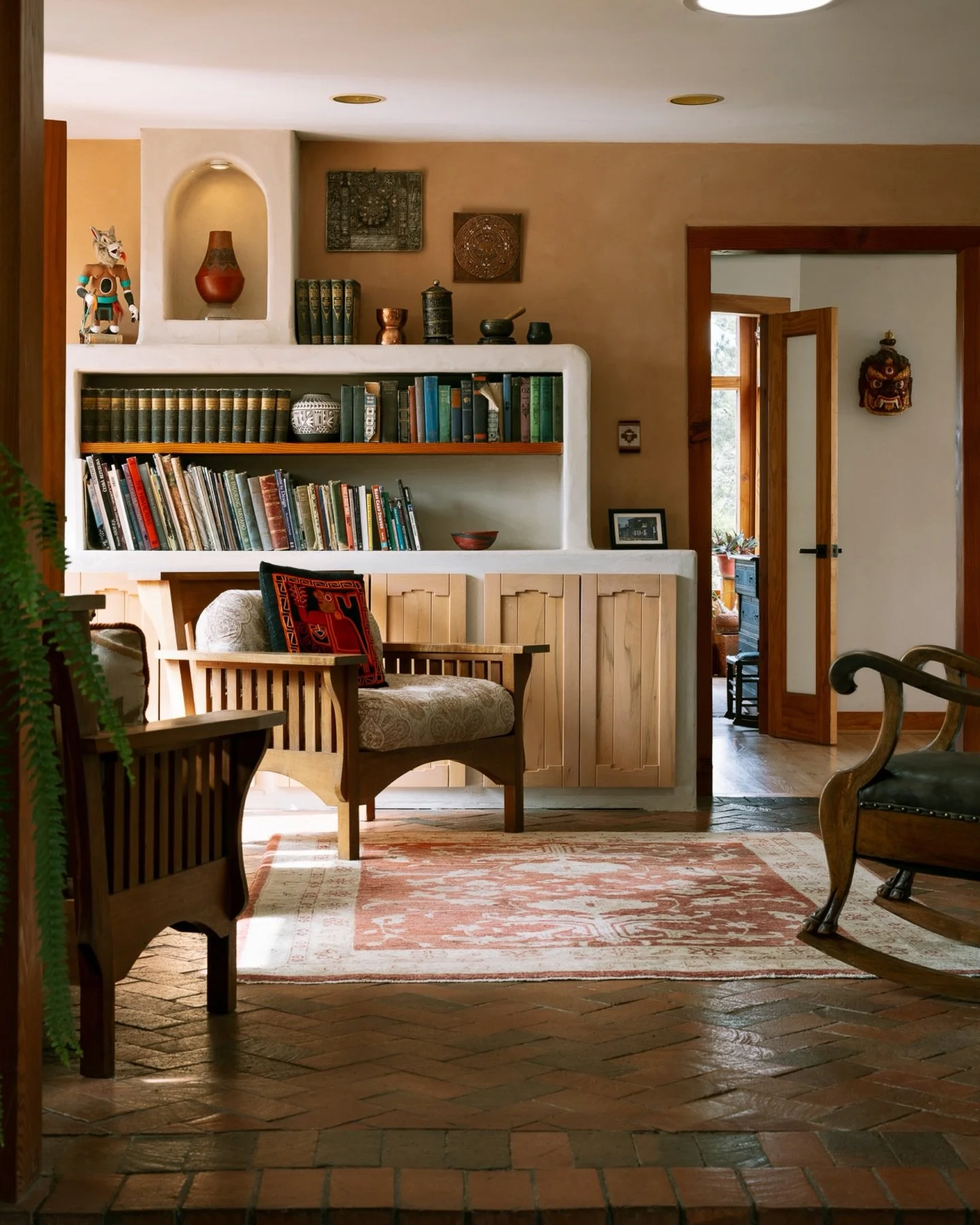 Oh just in case you missed.. still looking for that next dream New Mexico home that deserves photos&hellip; 👀💘🫠

#newmexicolife #santafehomes #santafeliving #santafephotographer #albuquerquehomes