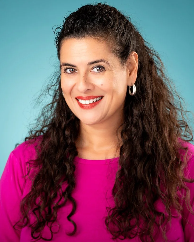 Veronica Reyes-145-8x10-web.jpg