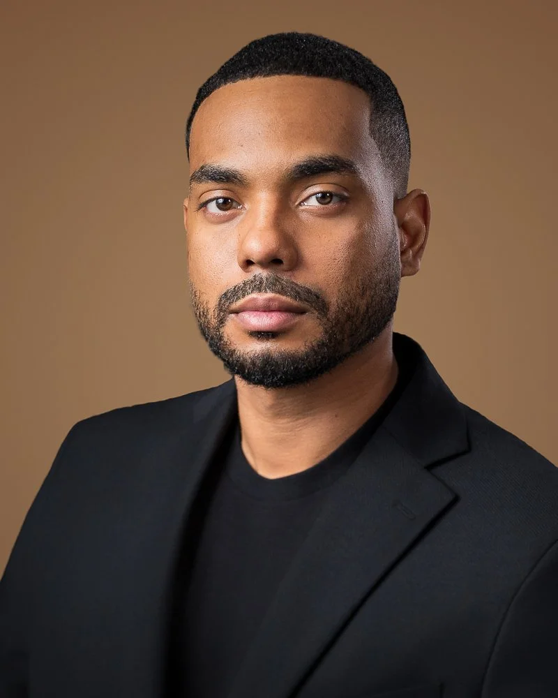 Business Headshot 003.jpg