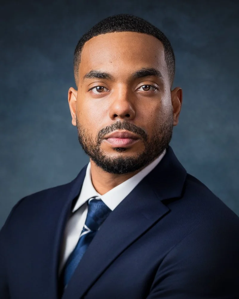 Business Headshot 005.jpg