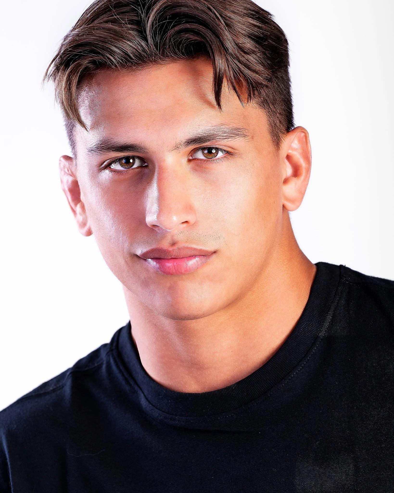 Mario DLT-469-low-2.jpg
