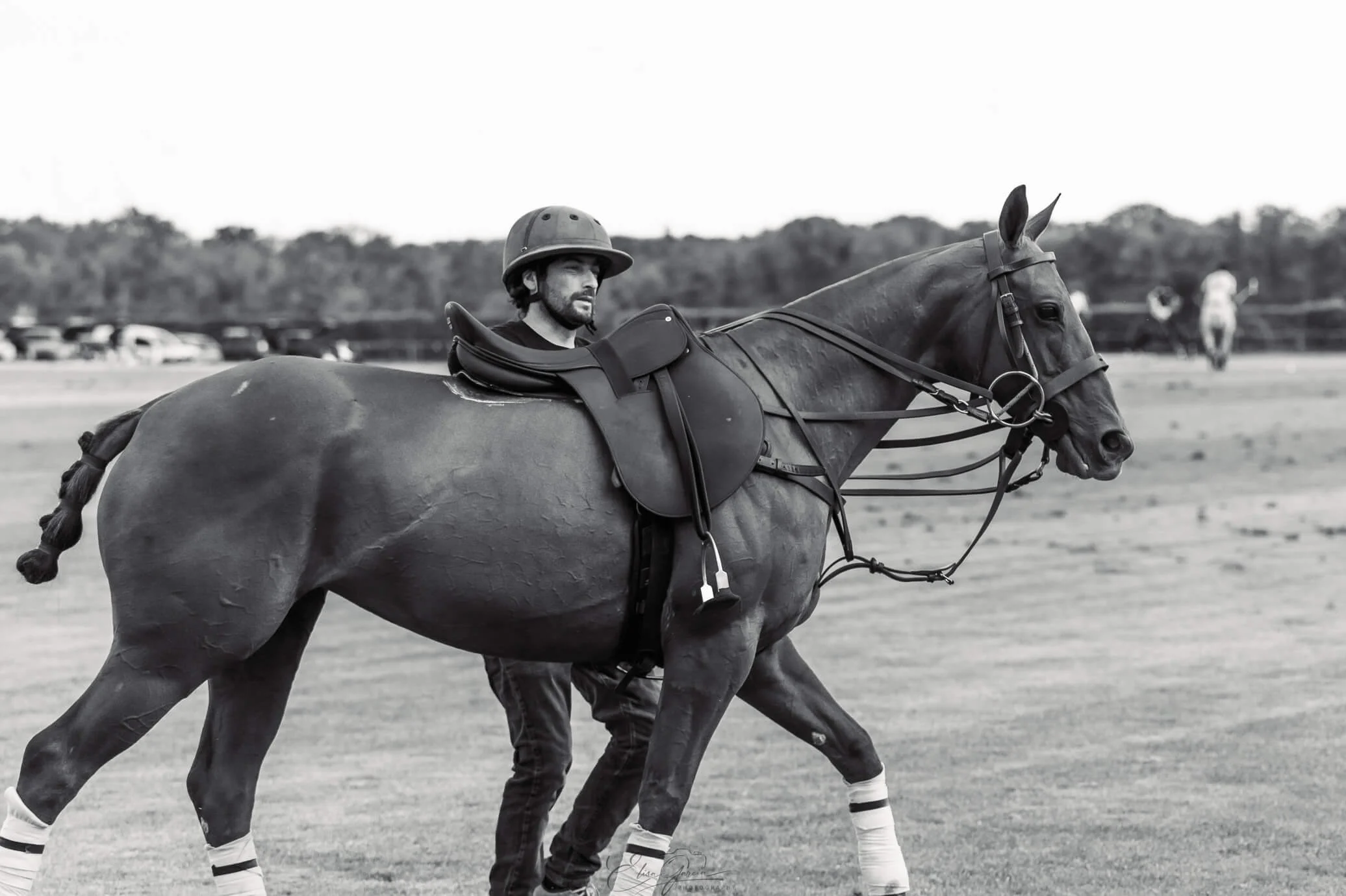 Polo Chantilly Copa barnes petisero Octogone espera al borde de la cancha - Elisa Garcia Photography