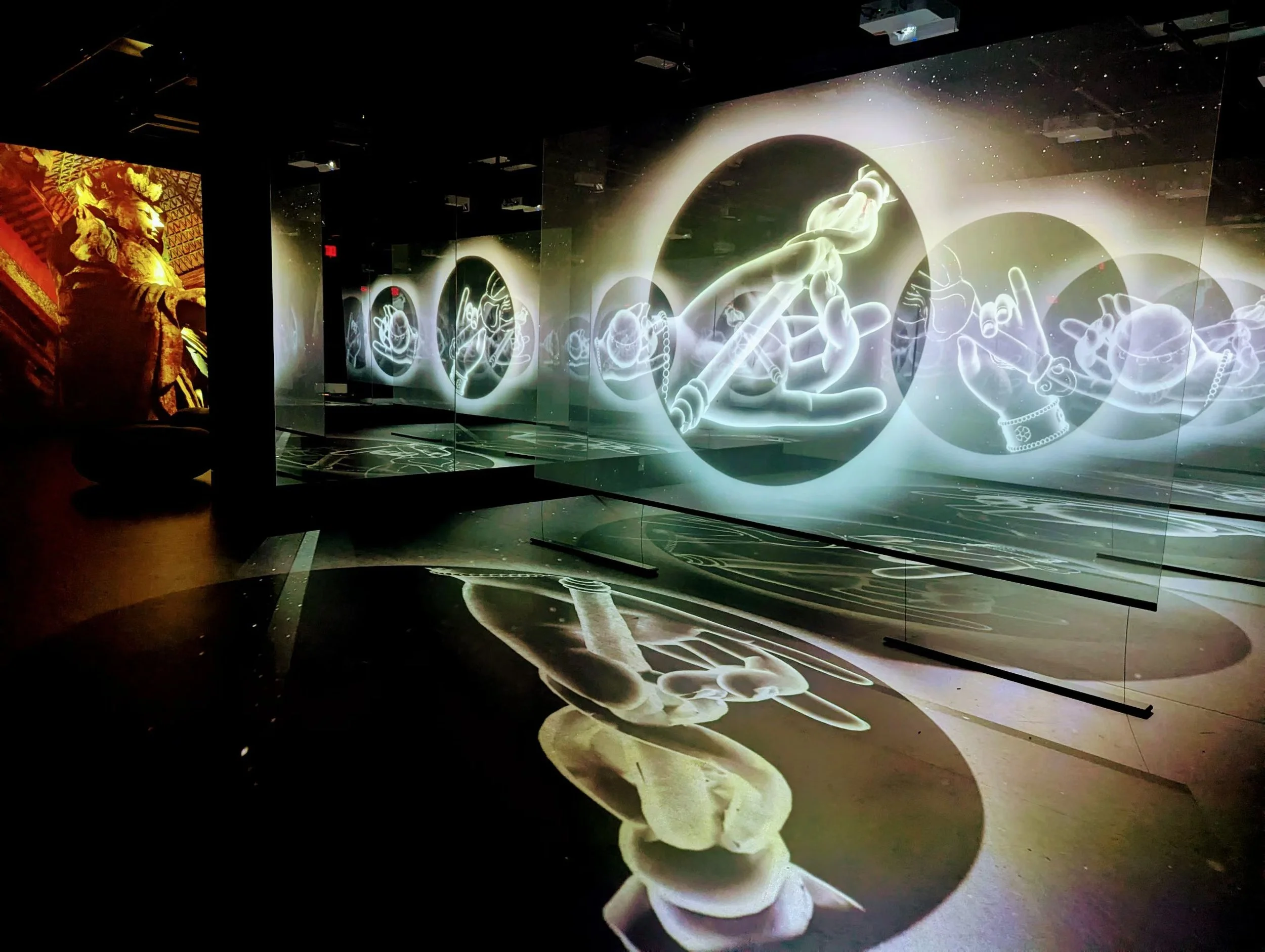 MIRROR ROOM - Photos by Felix Li | Venue: Harvard CAMLab, Cambridge, MA