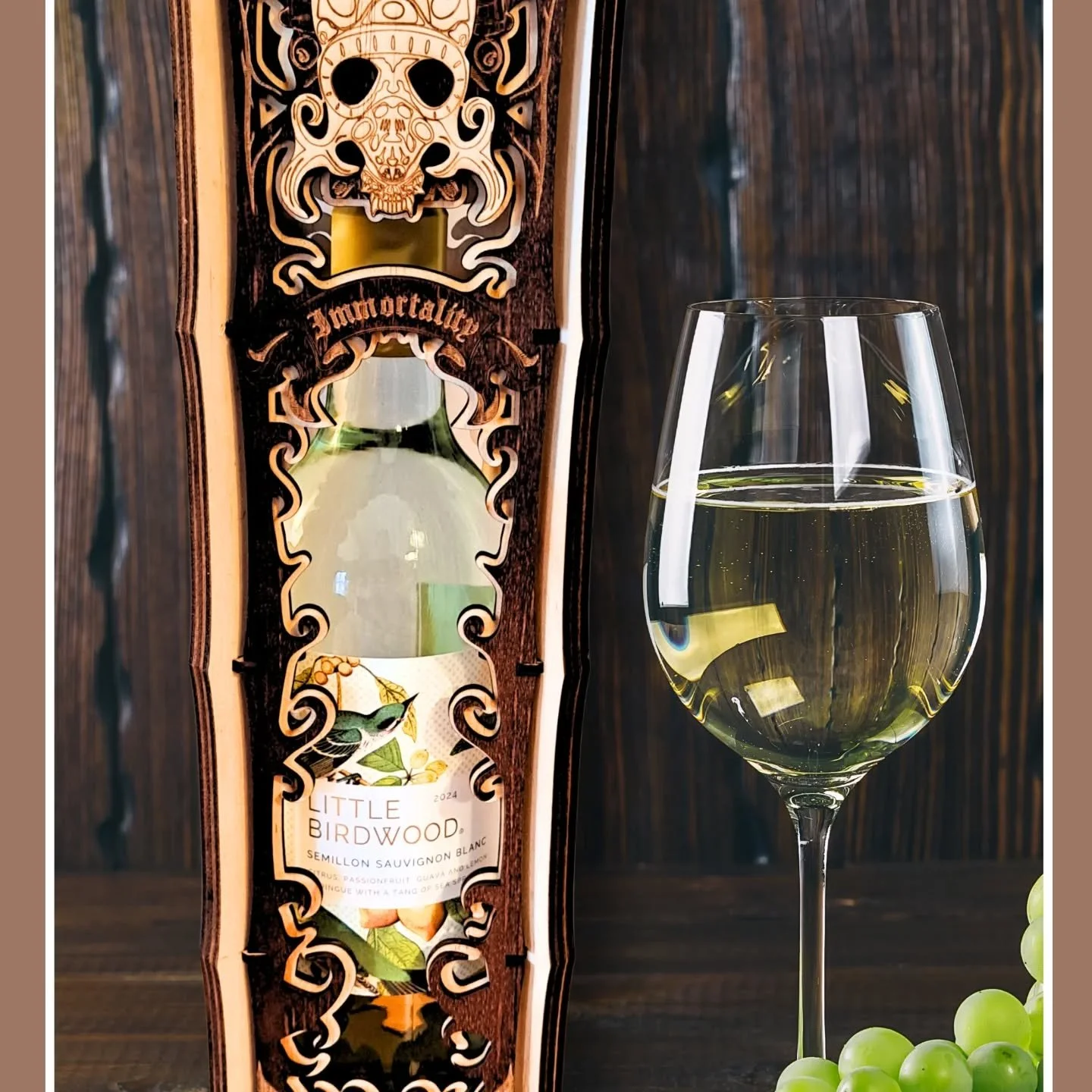 Want to impress the wine lover in your life?&nbsp; Give the gift of elegance with a stunning wine box from Willow Designs! Because great wine deserves a dramatic entrance. &nbsp;#giftinstyle #WillowDesigns #winelovers