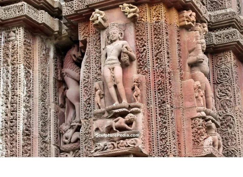 Figure 10. Wide-angle shot of Nirruti on the ext. of the Rajarani Temple in Bhubaneswar, Odisha, India (from SculpturePedia)