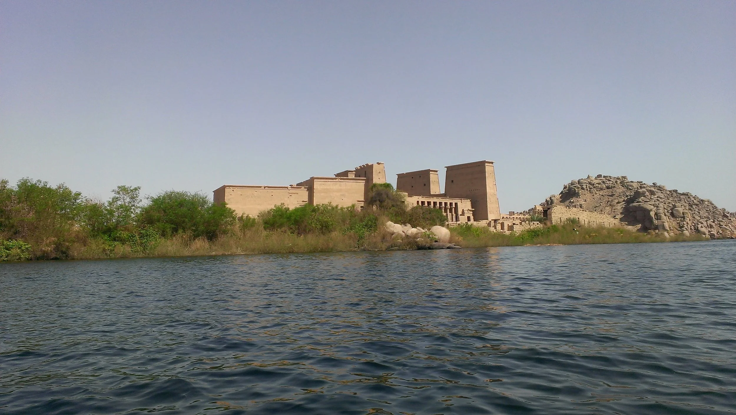  Figure 41. Southwest view of (new) Philae from boat (Whitehouse 2016) 