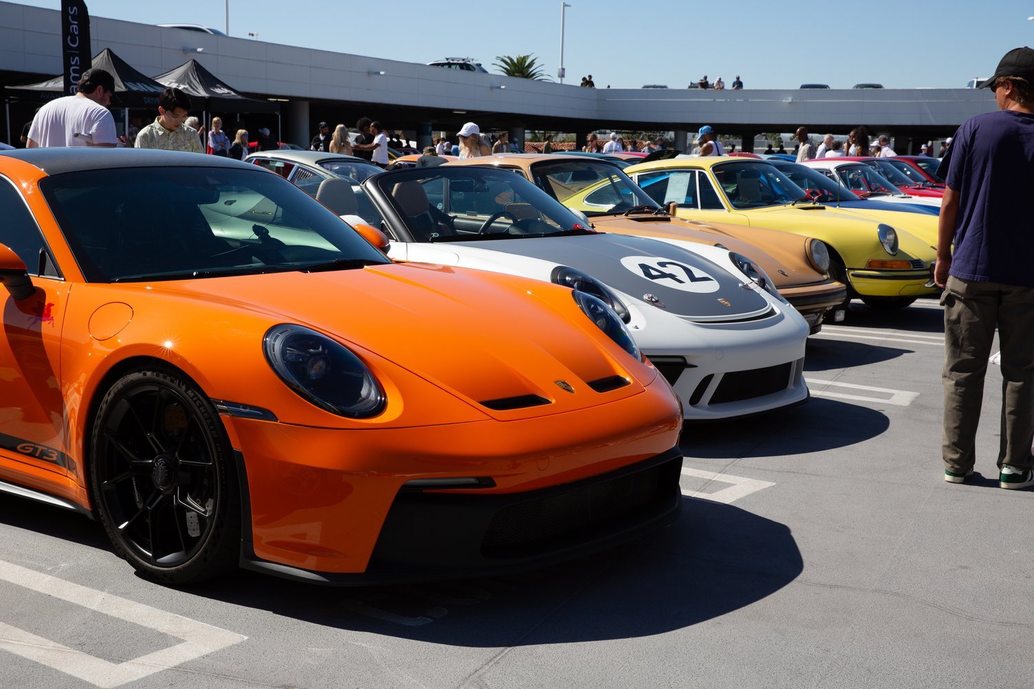 60-Years-Of-Porsche-911-Cruise-In-1.jpg