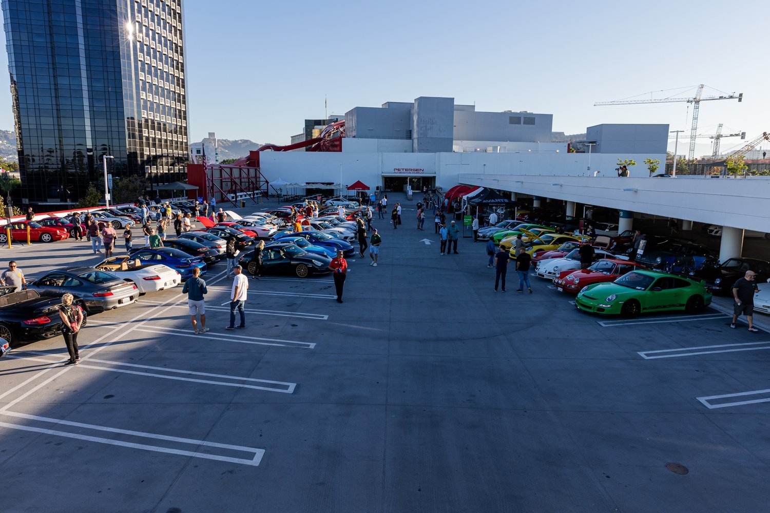 60-Years-Of-Porsche-911-Cruise-In-8.jpg