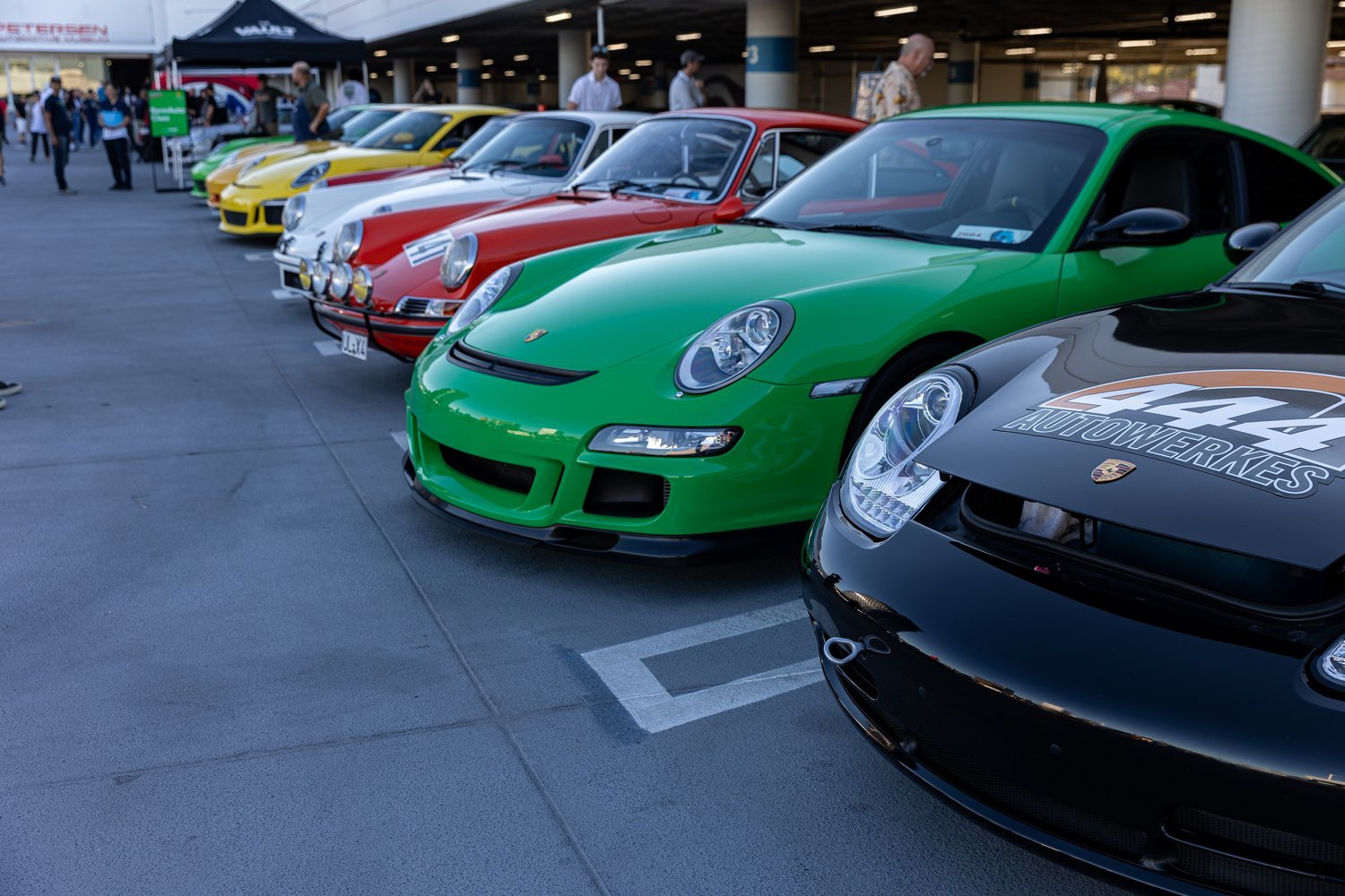 60-Years-Of-Porsche-911-Cruise-In-10.jpg