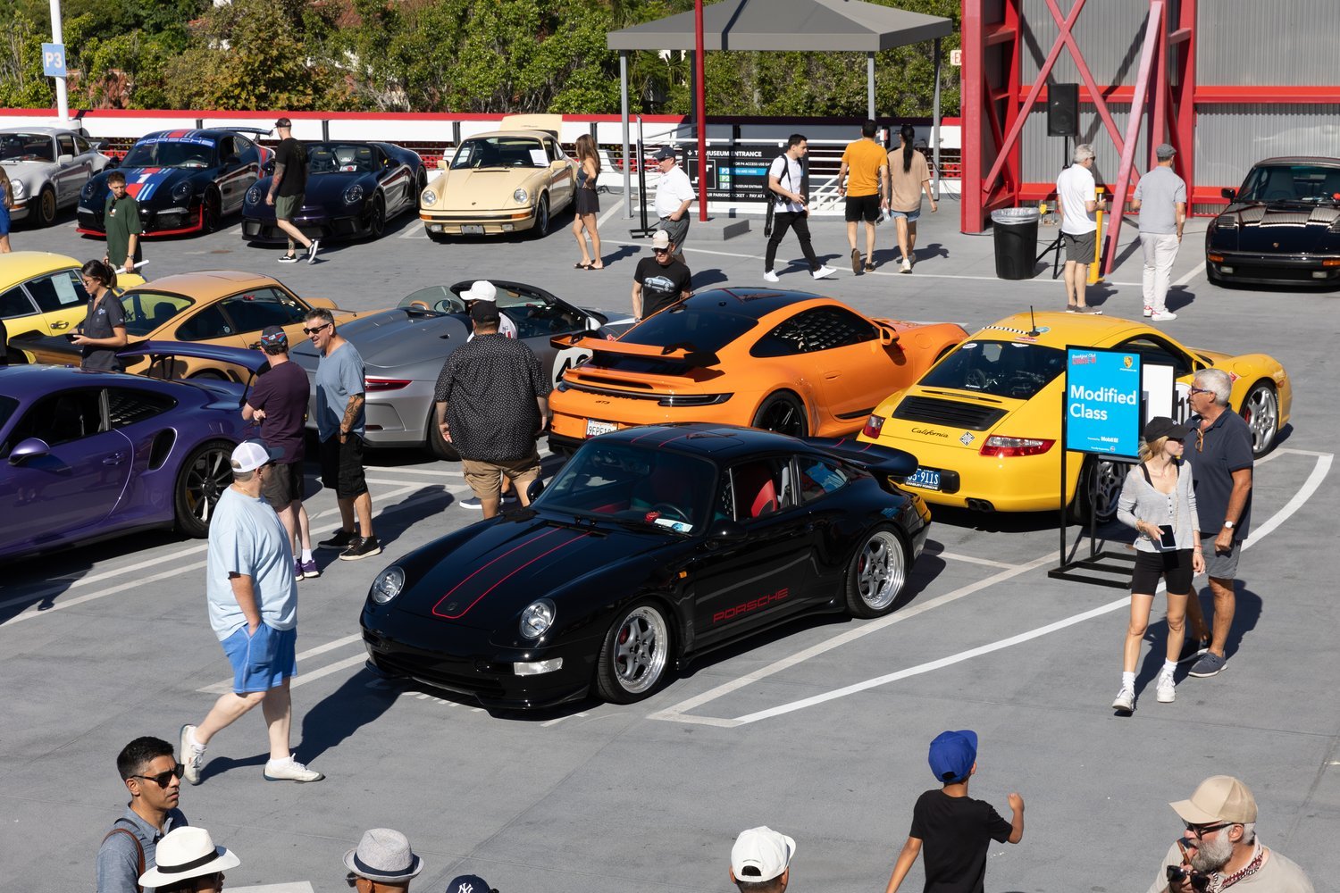 60-Years-Of-Porsche-911-Cruise-In-42.jpg