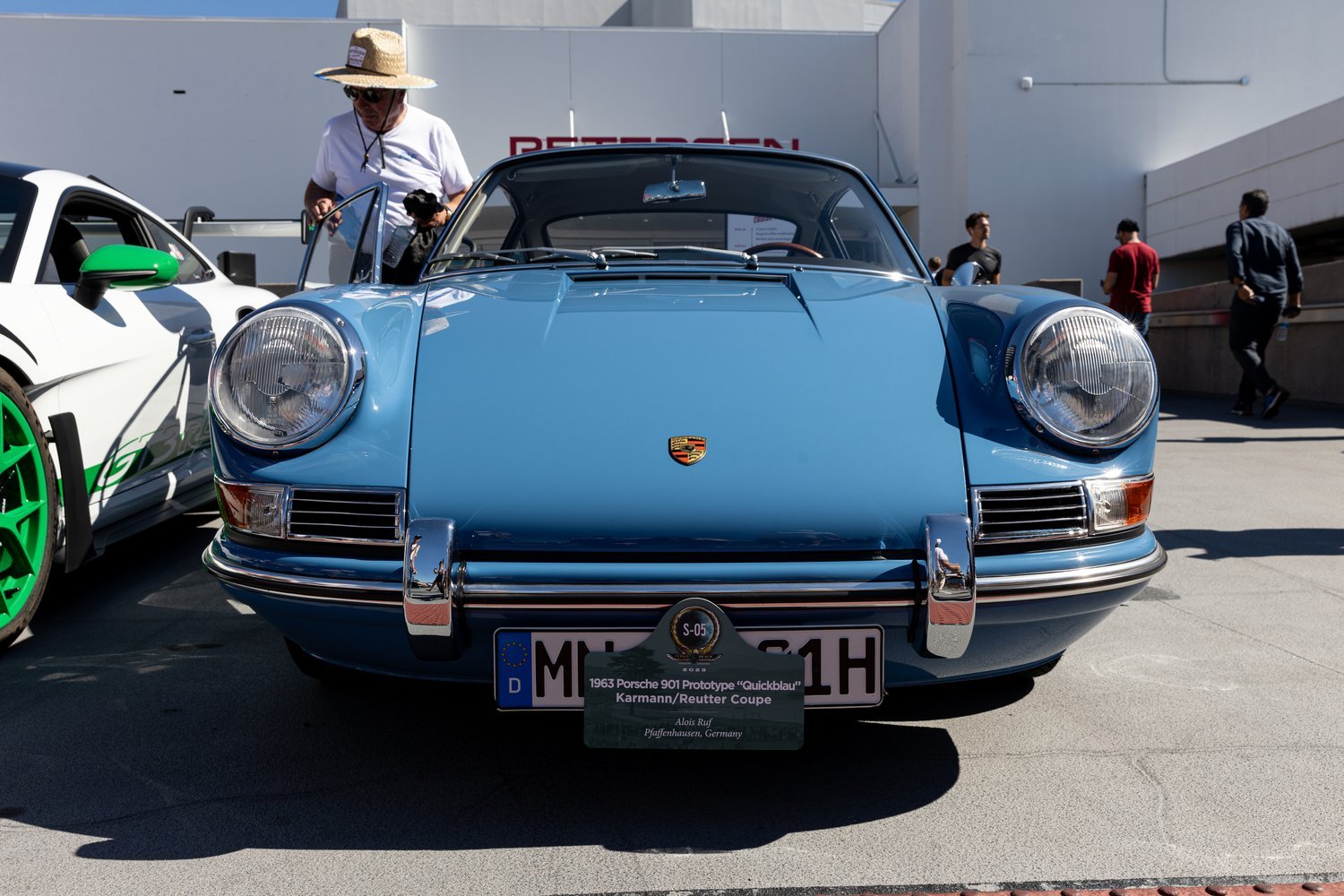 60-Years-Of-Porsche-911-Cruise-In-50.jpg