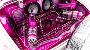 1950-Chevrolet-Deluxe-Pretty-In-Pink-26.jpg