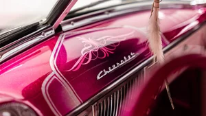 1950-Chevrolet-Deluxe-Pretty-In-Pink-12.jpg