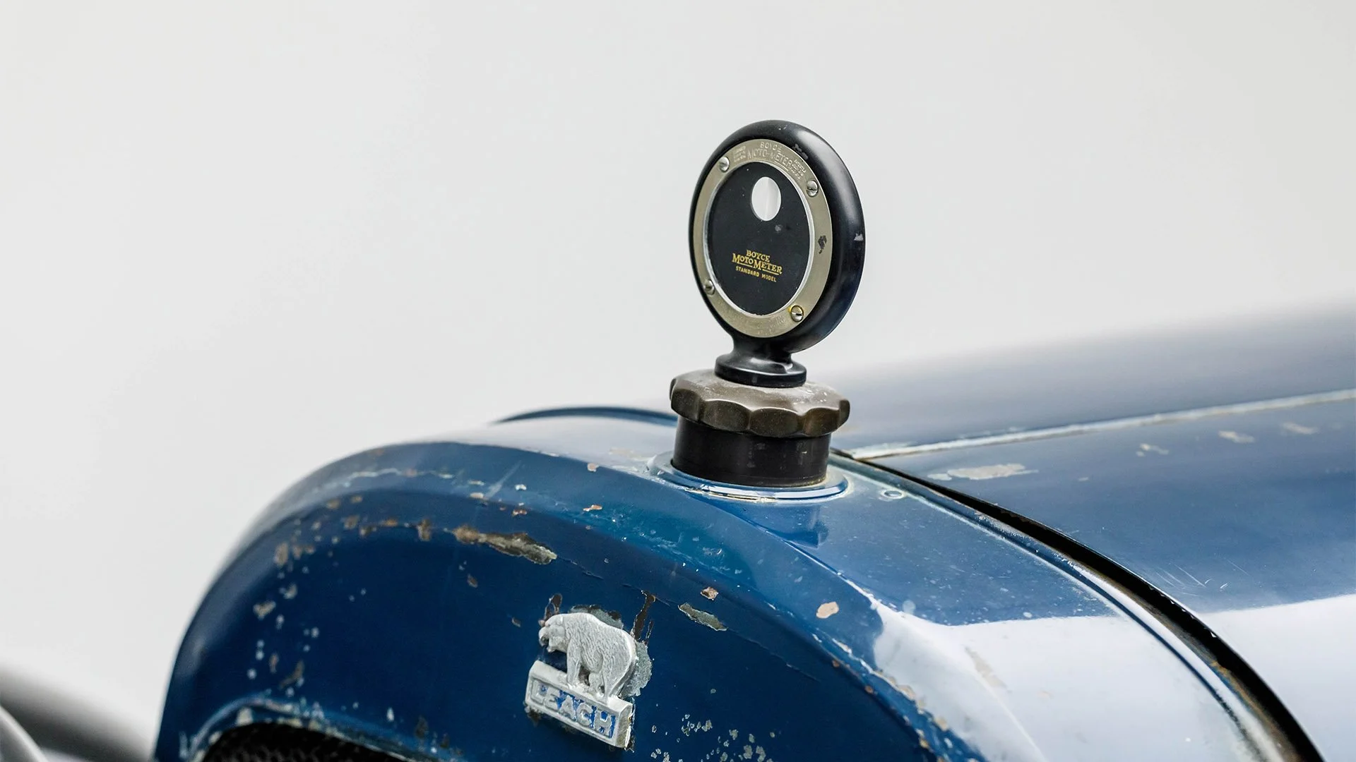 1922-Leach-Model-22A-Five-Passenger-Touring-23.jpg