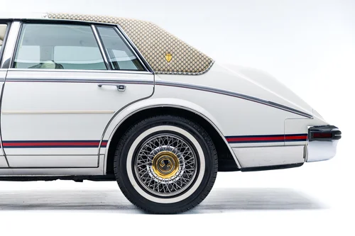 GUCCI CADILLAC SEVILLES 世界限定5000台 1984 Cadillac Seville by