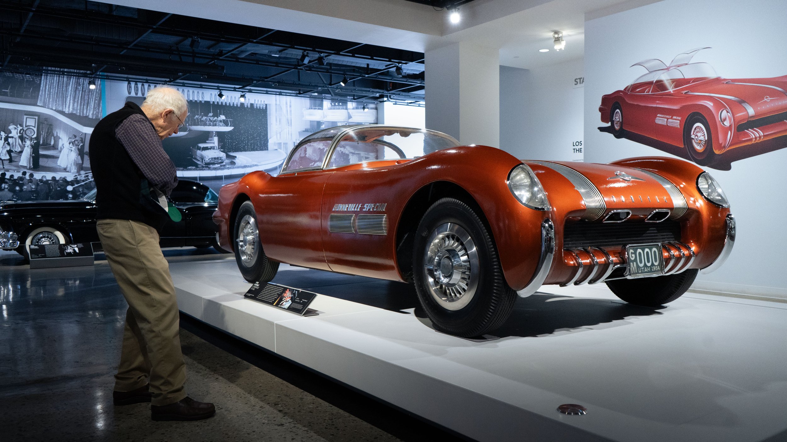 Petersen-GM-Motorama-Gallery-2.jpg